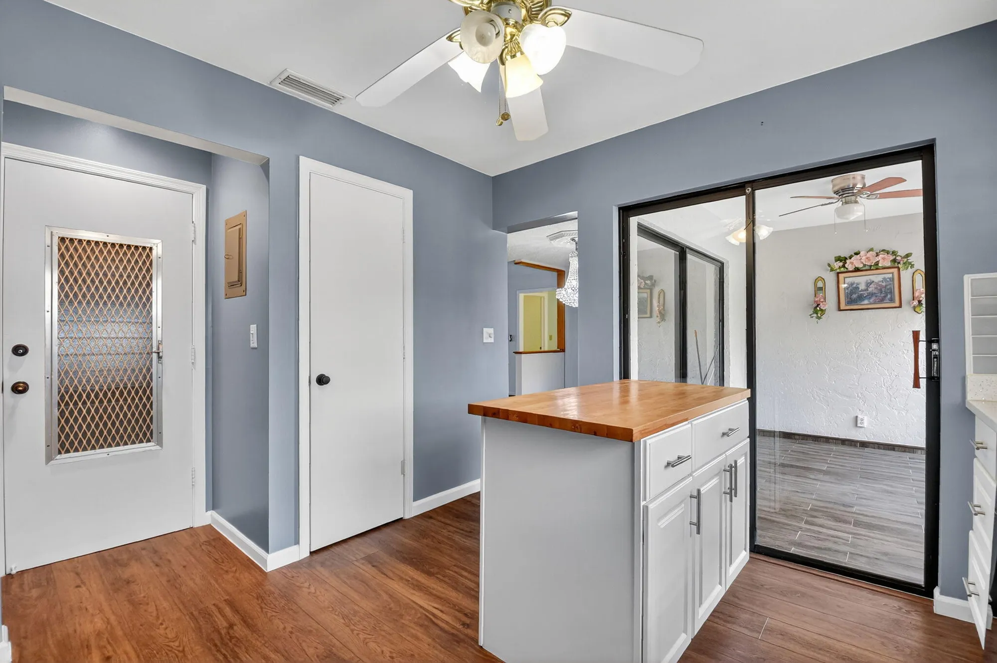 Property Slideshow image 7 of 48 | 4948 eaglewood rd a, Boynton Beach, FL, 33436