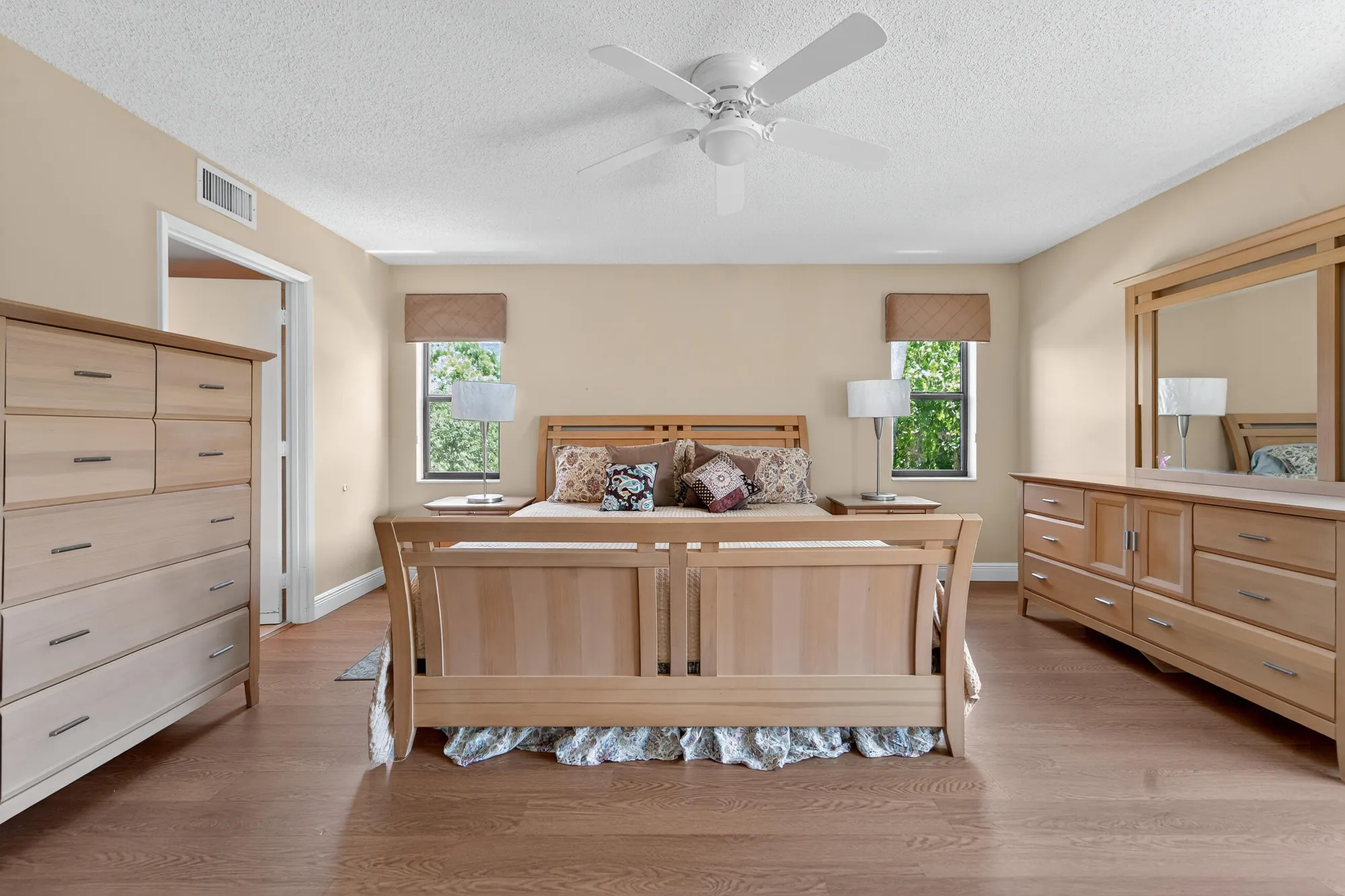 Property Slideshow image 22 of 71 | 6093 pointe regal cir 301, Delray Beach, FL, 33484