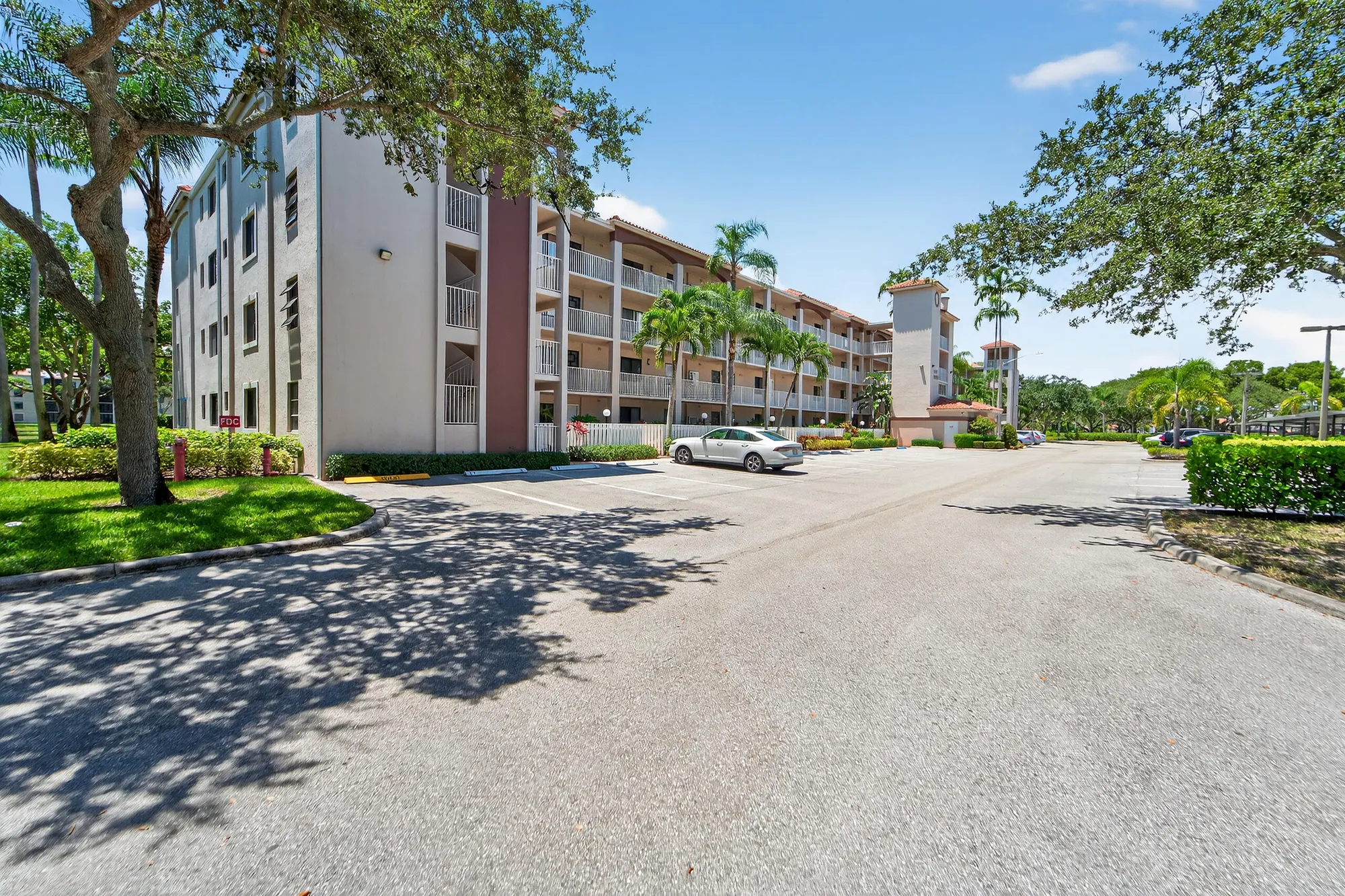 Property Slideshow image 44 of 71 | 6093 pointe regal cir 301, Delray Beach, FL, 33484