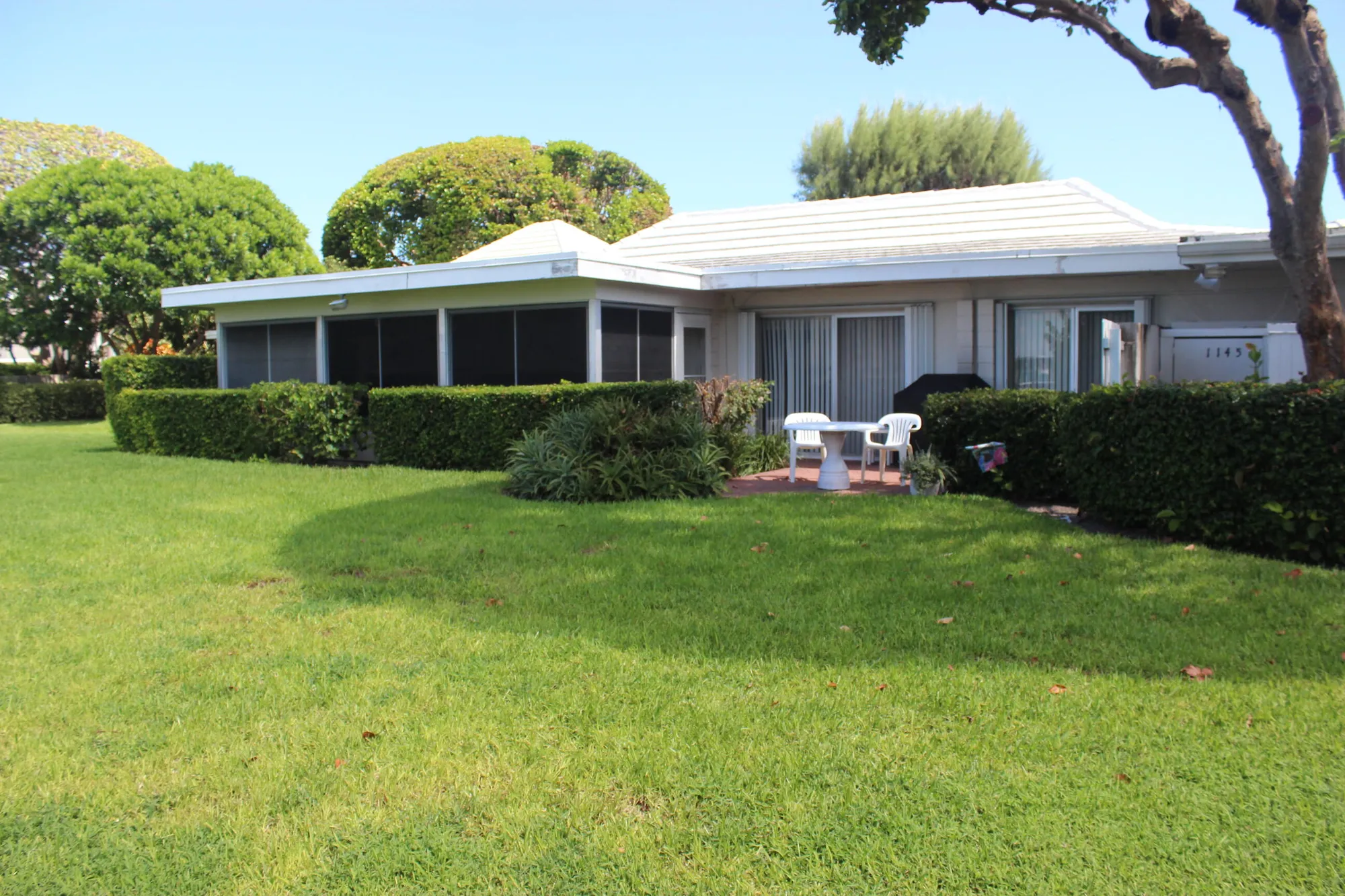 Property Slideshow image 1 of 13 | 1145 sugar sands blvd, Riviera Beach, FL, 33404