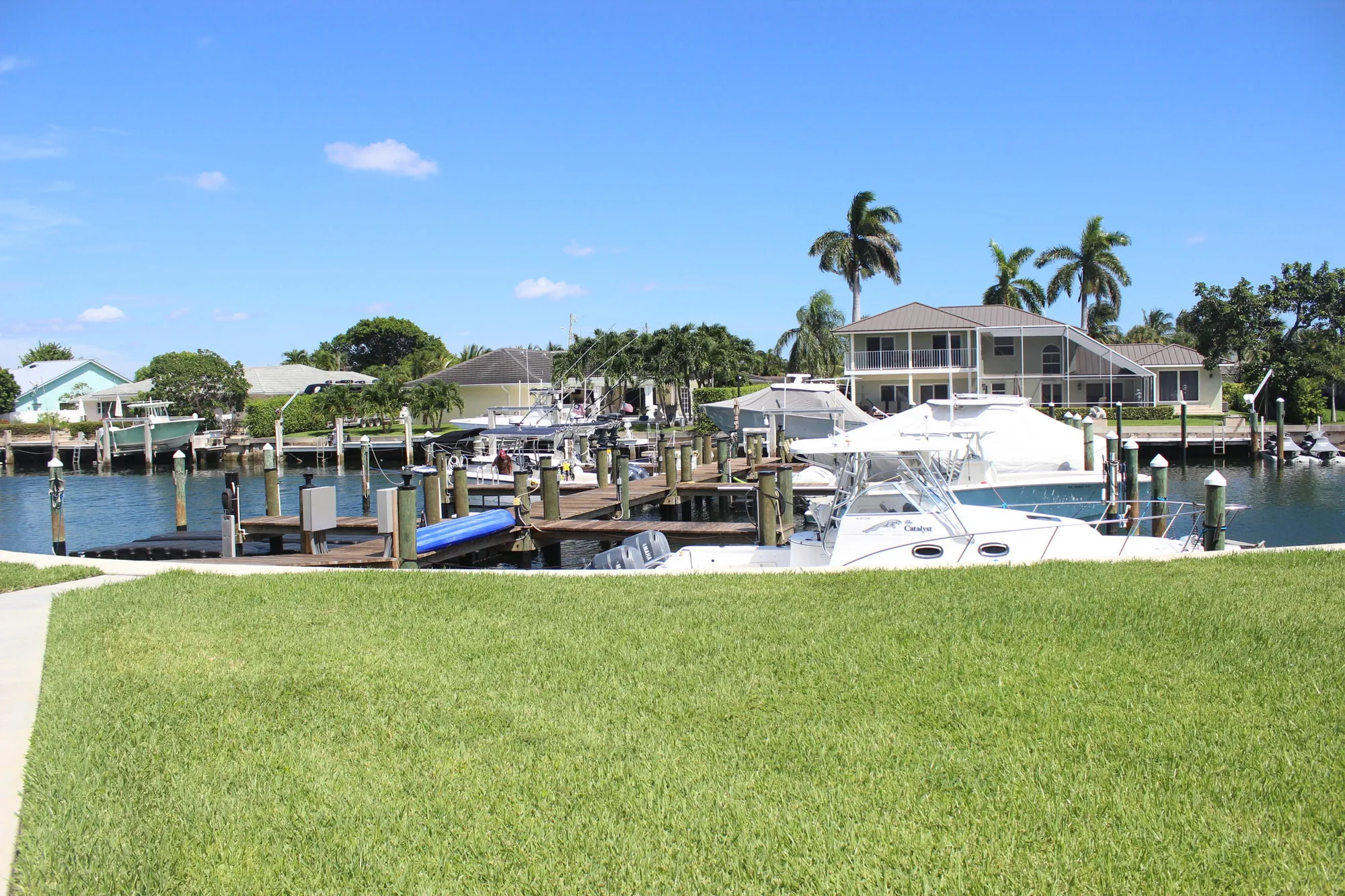 Property Slideshow image 9 of 13 | 1145 sugar sands blvd, Riviera Beach, FL, 33404