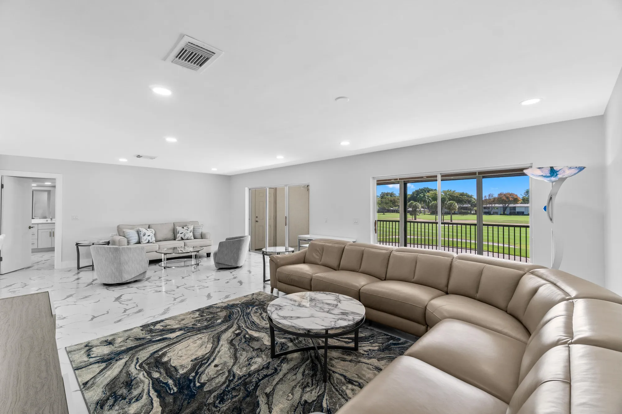 Property Slideshow image 15 of 70 | 6 stratford dr d, Boynton Beach, FL, 33436