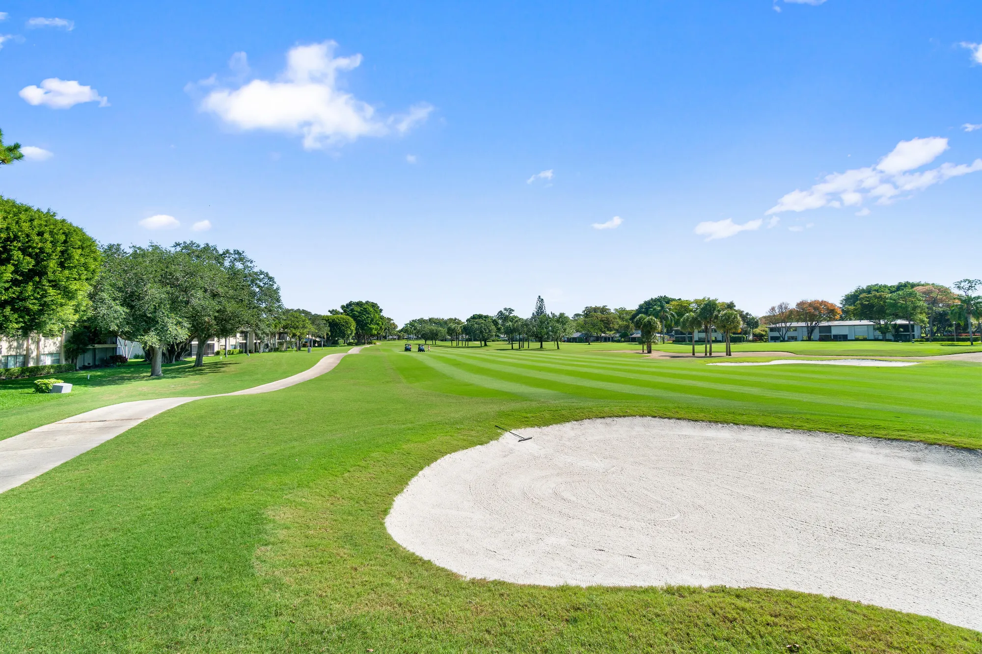 Property Slideshow image 16 of 70 | 6 stratford dr d, Boynton Beach, FL, 33436