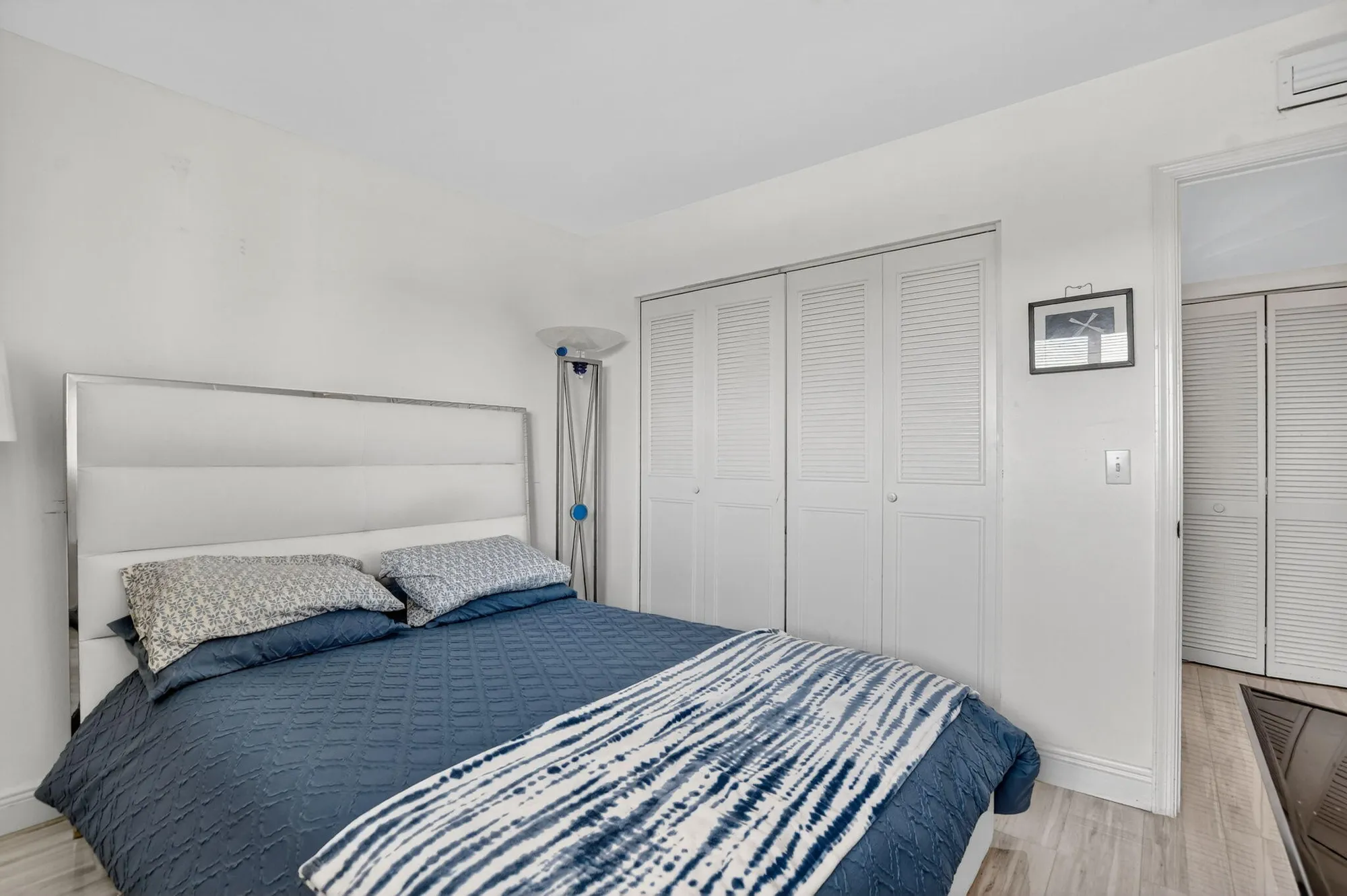 Property Slideshow image 6 of 30 | 23277 barwood ln 403, Boca Raton, FL, 33428