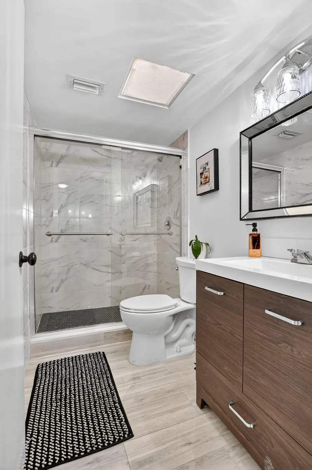 Property Slideshow image 8 of 30 | 23277 barwood ln 403, Boca Raton, FL, 33428