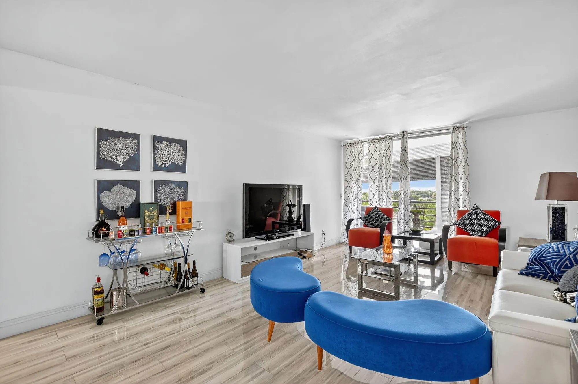 Property Slideshow image 12 of 30 | 23277 barwood ln 403, Boca Raton, FL, 33428