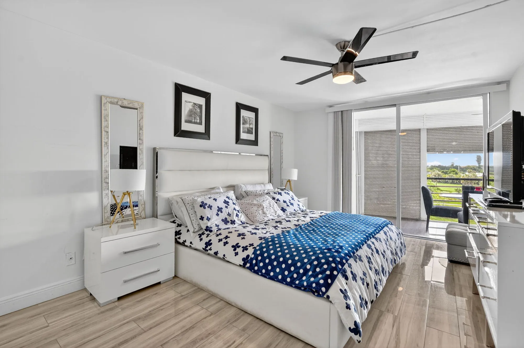 Property Slideshow image 16 of 30 | 23277 barwood ln 403, Boca Raton, FL, 33428