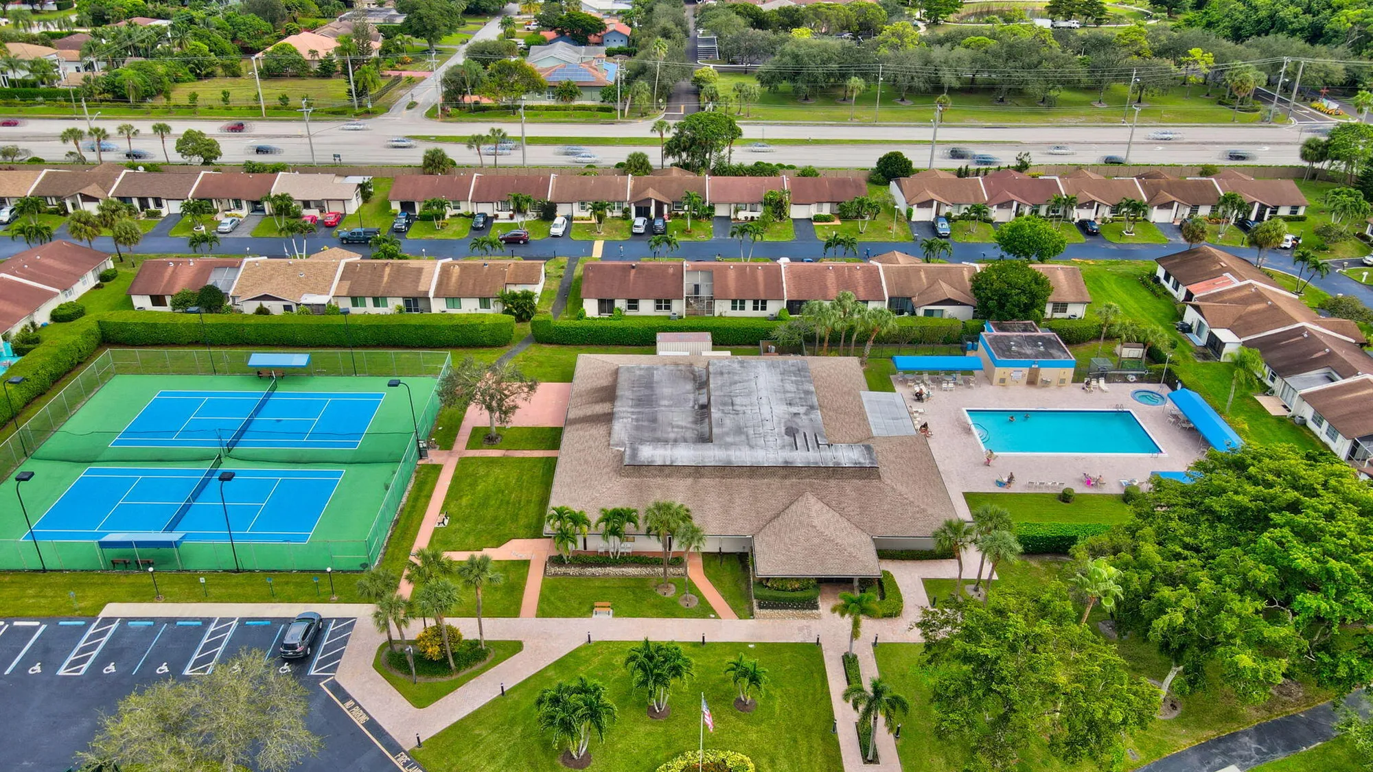 Property Slideshow image 30 of 49 | 5340 las verdes cir 208, Delray Beach, FL, 33484