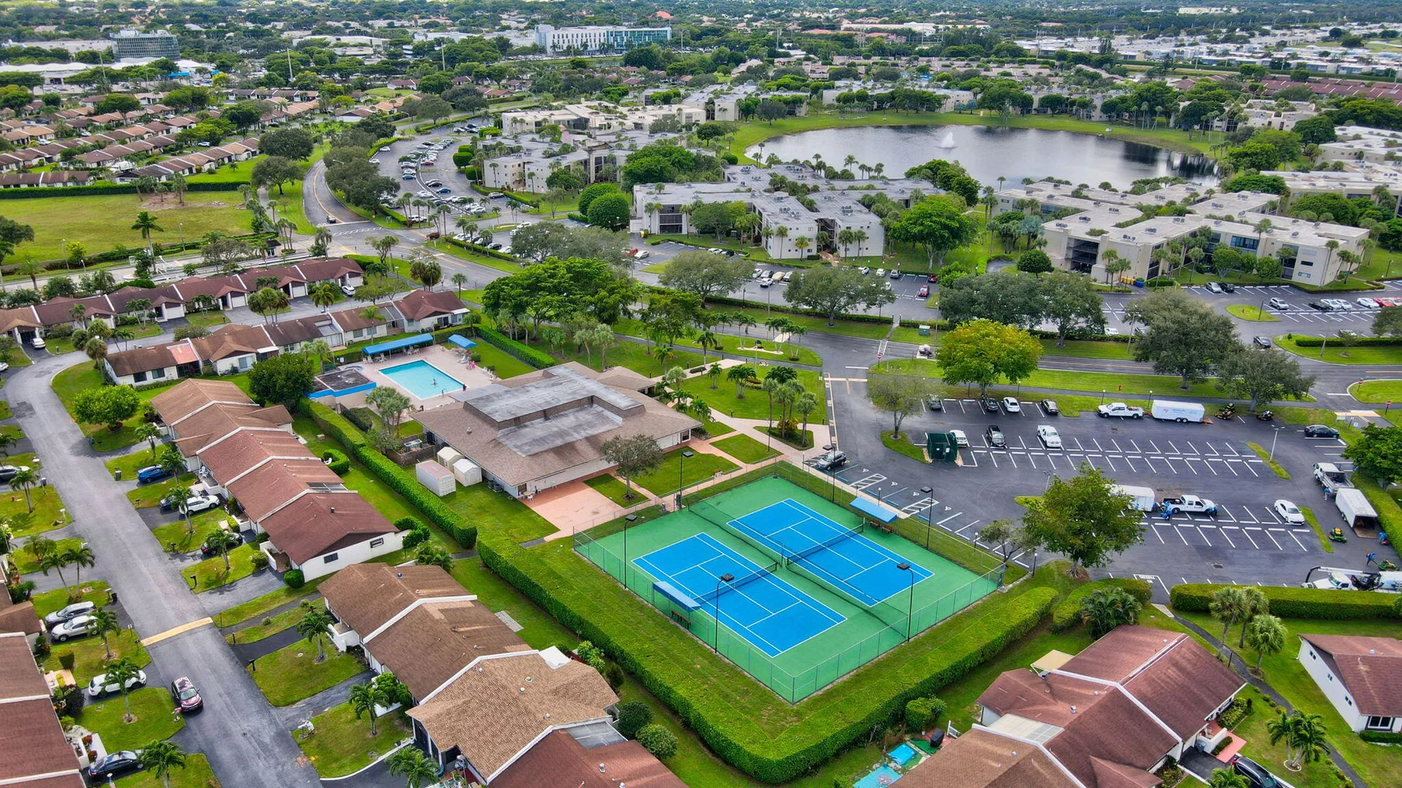 Property Slideshow image 28 of 49 | 5340 las verdes cir 208, Delray Beach, FL, 33484