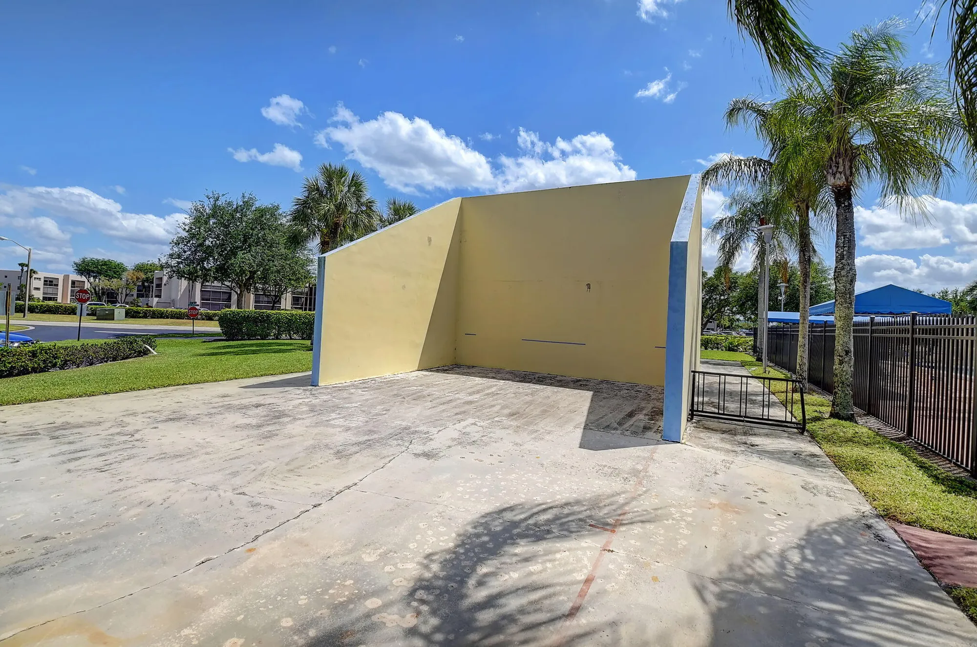Property Slideshow image 44 of 49 | 5340 las verdes cir 208, Delray Beach, FL, 33484
