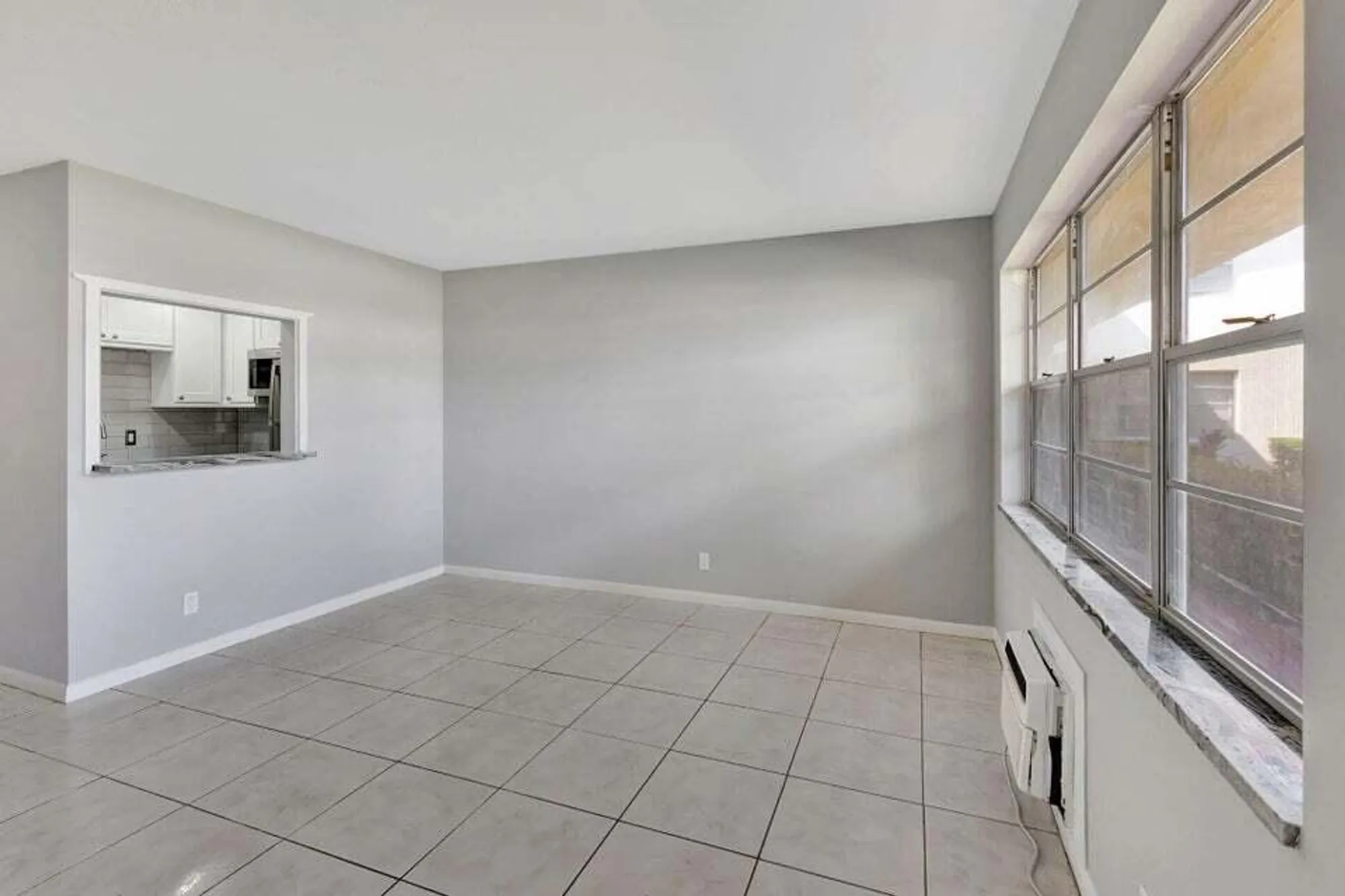 Property Slideshow image 13 of 34 | 27 camden b, West Palm Beach, FL, 33417