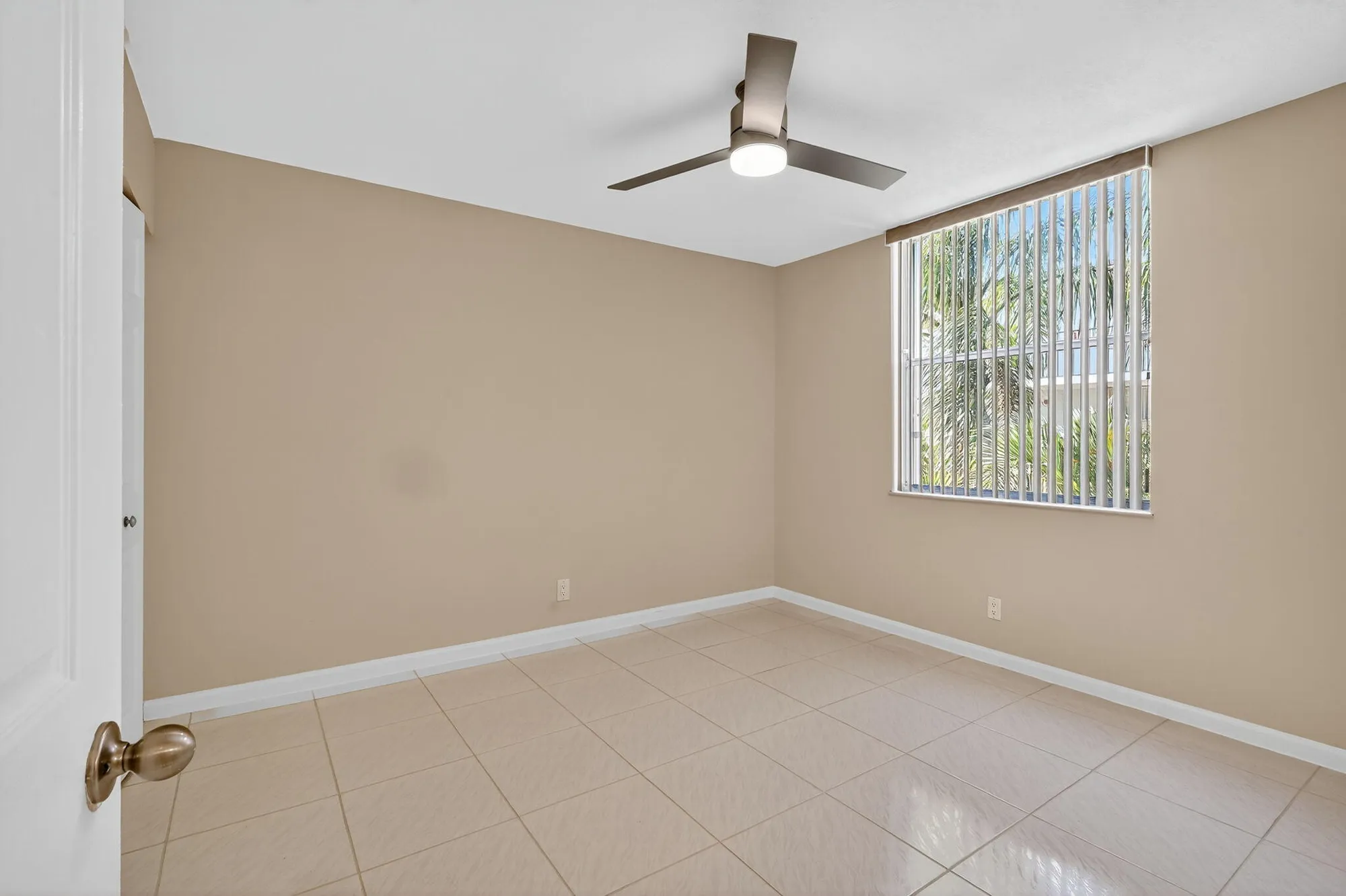 Property Slideshow image 15 of 41 | 14747 cumberland dr 3010, Delray Beach, FL, 33446