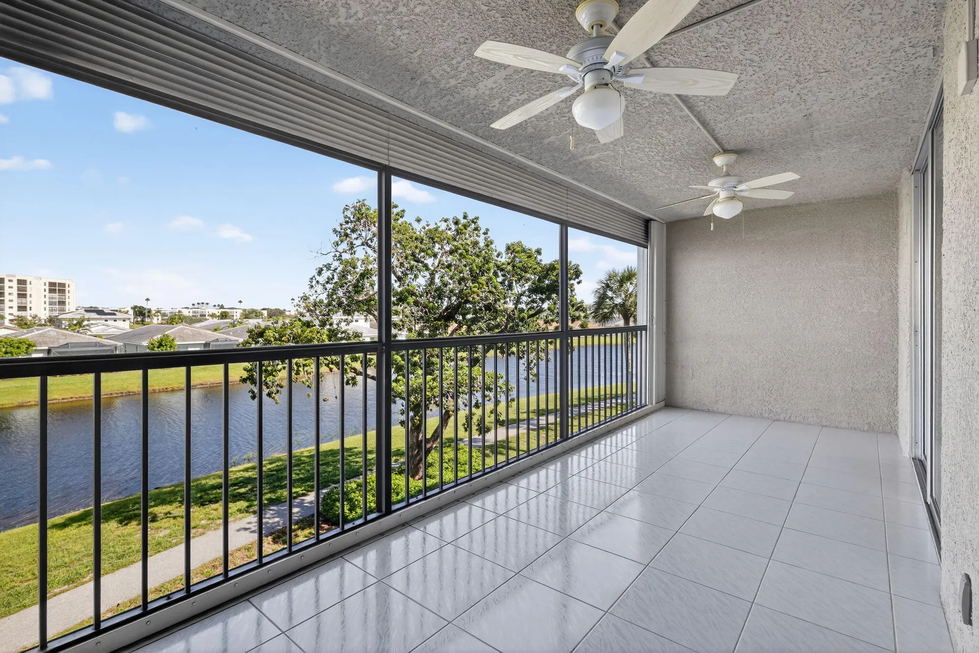 Property Slideshow image 2 of 41 | 14747 cumberland dr 3010, Delray Beach, FL, 33446