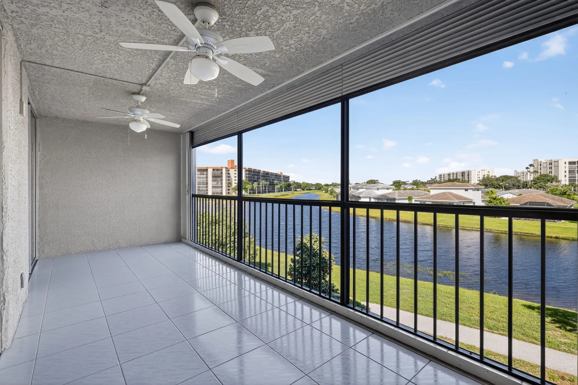 Property Slideshow image 13 of 41 | 14747 cumberland dr 3010, Delray Beach, FL, 33446