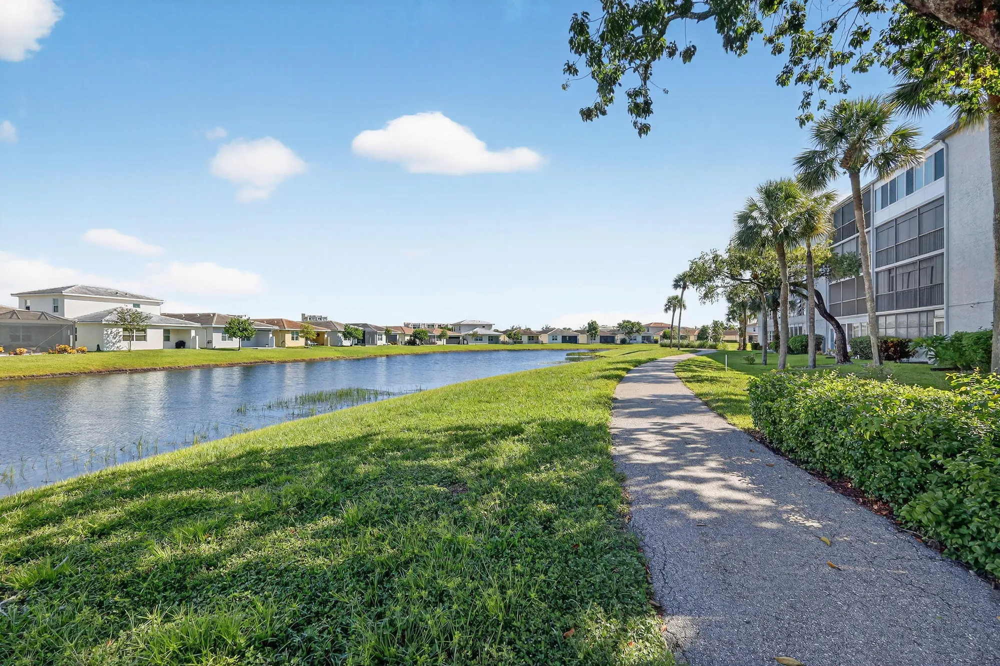 Property Slideshow image 30 of 41 | 14747 cumberland dr 3010, Delray Beach, FL, 33446