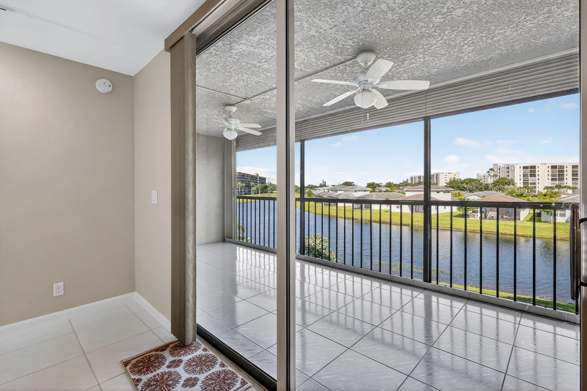 Property Slideshow image 12 of 41 | 14747 cumberland dr 3010, Delray Beach, FL, 33446