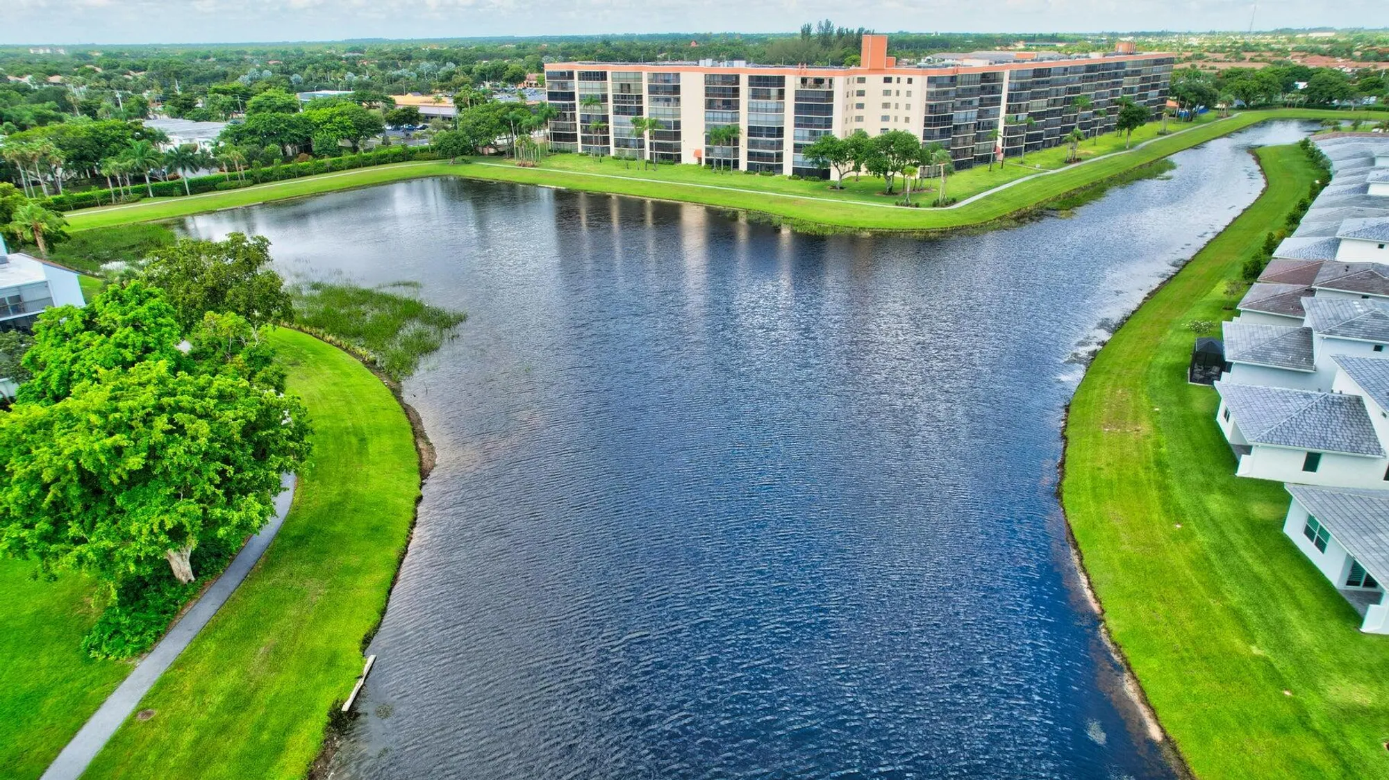 Property Slideshow image 33 of 41 | 14747 cumberland dr 3010, Delray Beach, FL, 33446