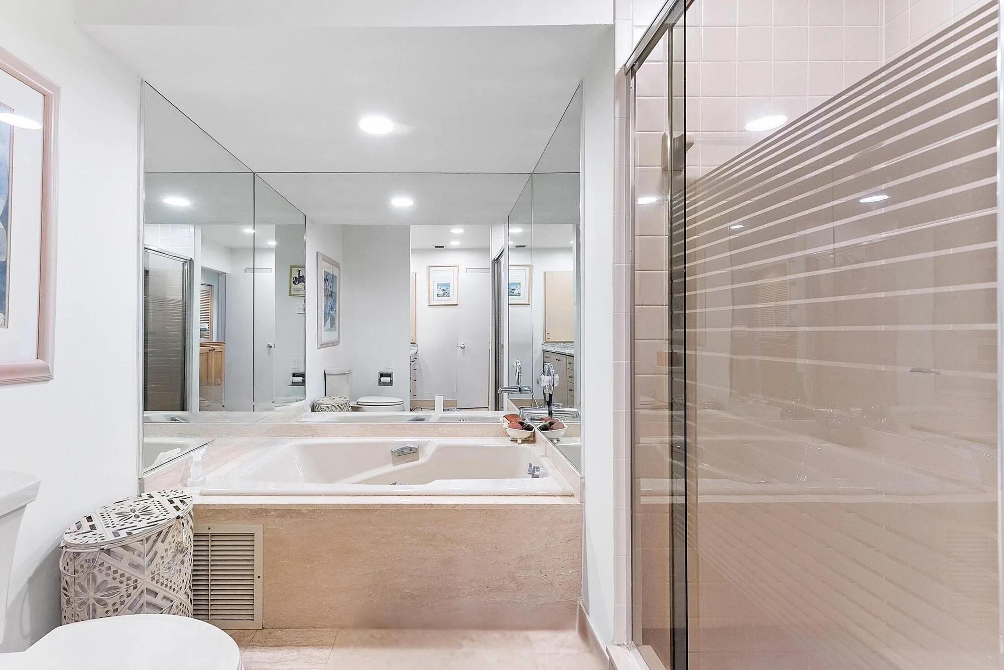 Property Slideshow image 19 of 56 | 27 eastgate dr b, Boynton Beach, FL, 33436