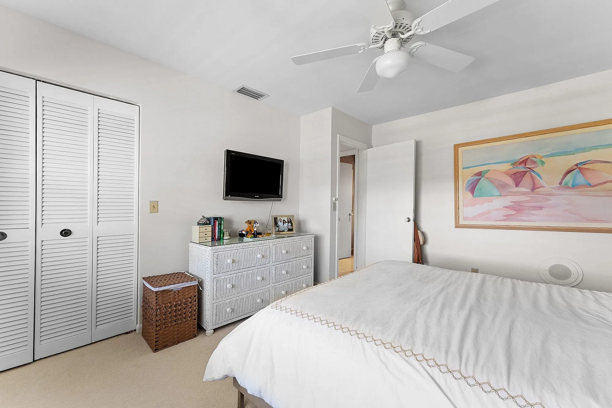 Property Slideshow image 21 of 56 | 27 eastgate dr b, Boynton Beach, FL, 33436