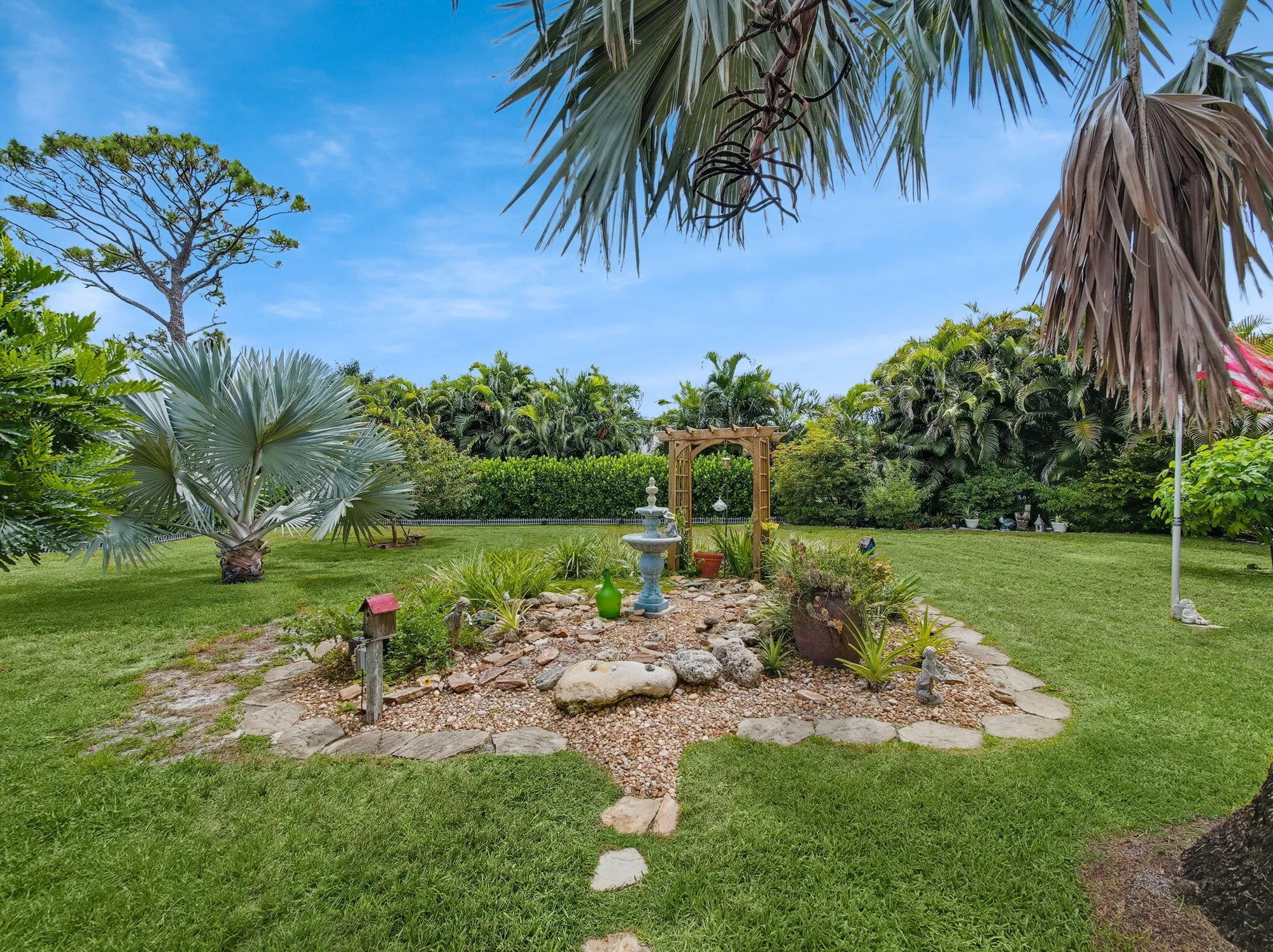 Property Slideshow image 18 of 24 | 9480 se little club way n, Jupiter, FL, 33469