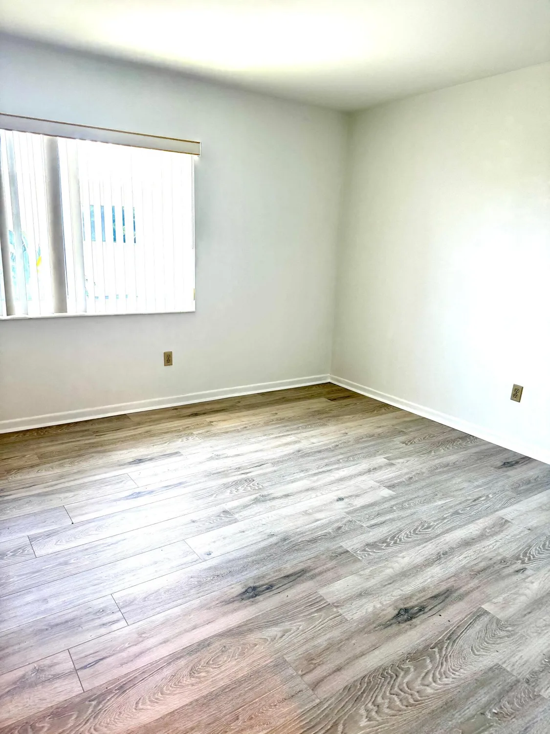 Property Slideshow image 7 of 14 | 310 north blvd apt 2a, Boynton Beach, FL, 33435