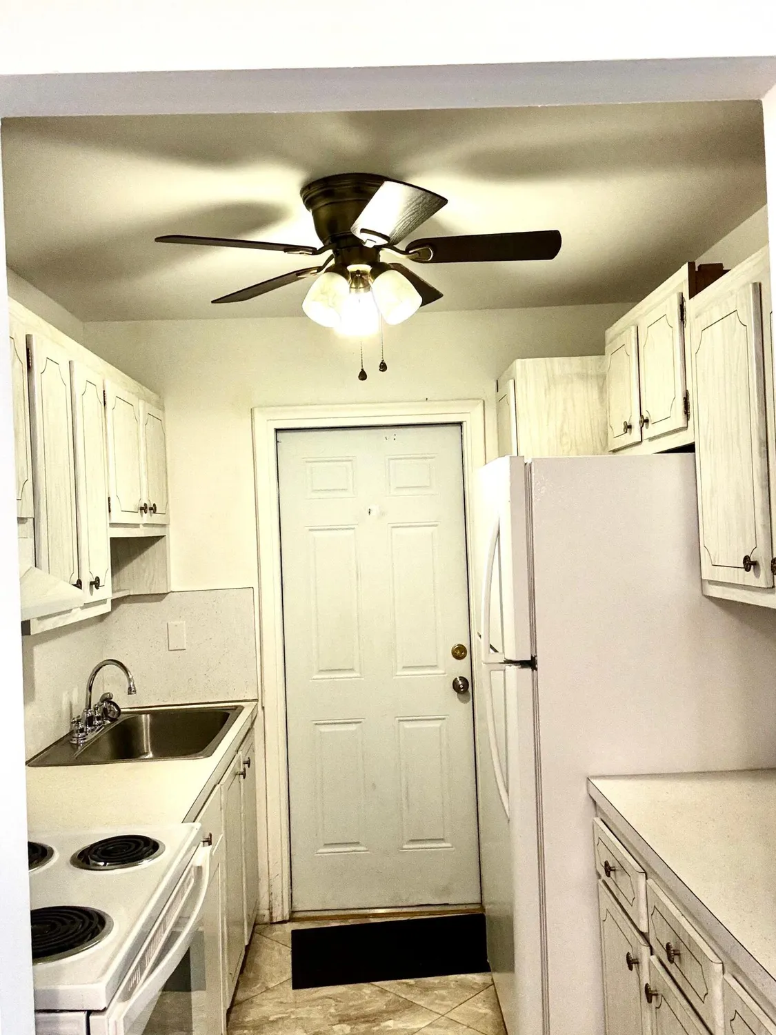 Property Slideshow image 12 of 14 | 310 north blvd apt 2a, Boynton Beach, FL, 33435