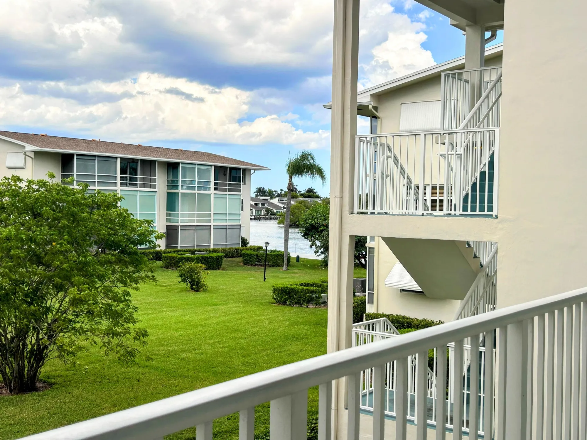 Property Slideshow image 4 of 61 | 530 horizons 205, Boynton Beach, FL, 33435