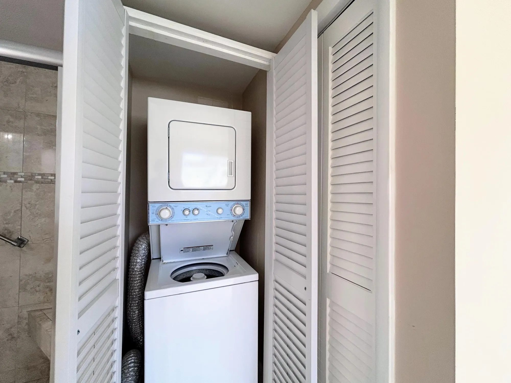 Property Slideshow image 19 of 61 | 530 horizons 205, Boynton Beach, FL, 33435