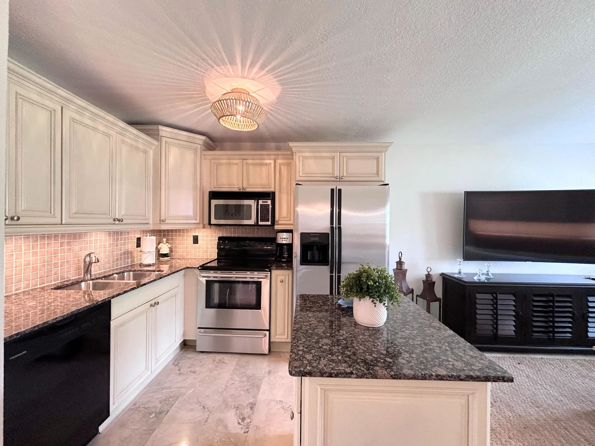 Property Slideshow image 8 of 57 | 200 horizons 111, Boynton Beach, FL, 33435