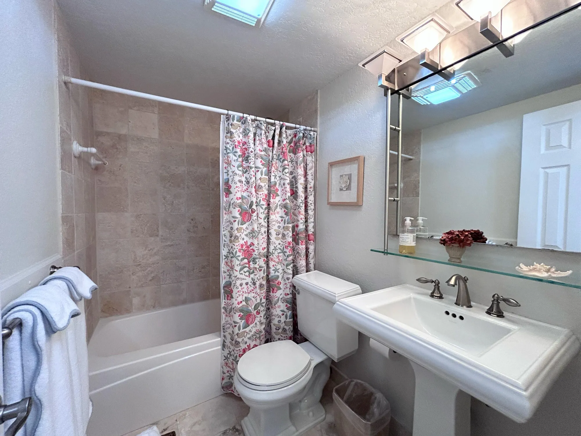 Property Slideshow image 12 of 57 | 200 horizons 111, Boynton Beach, FL, 33435