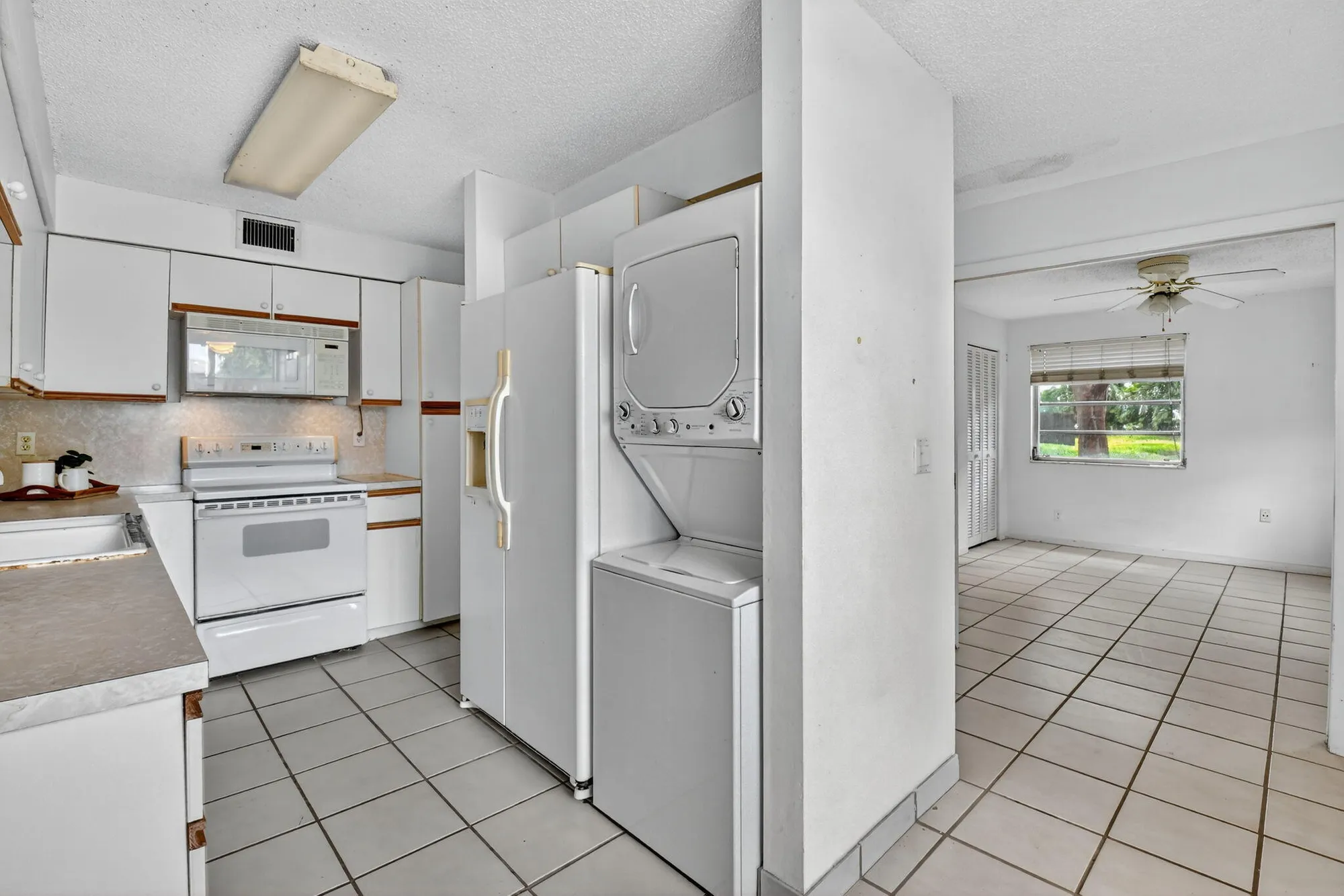 Property Slideshow image 9 of 27 | 13682 via flora d, Delray Beach, FL, 33484