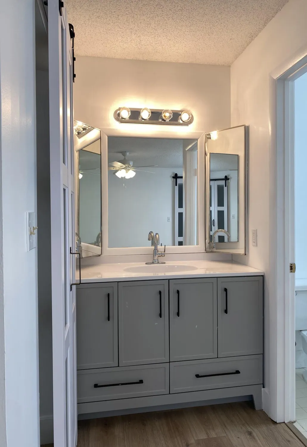 Property Slideshow image 19 of 26 | 127 lake susan dr, West Palm Beach, FL, 33411