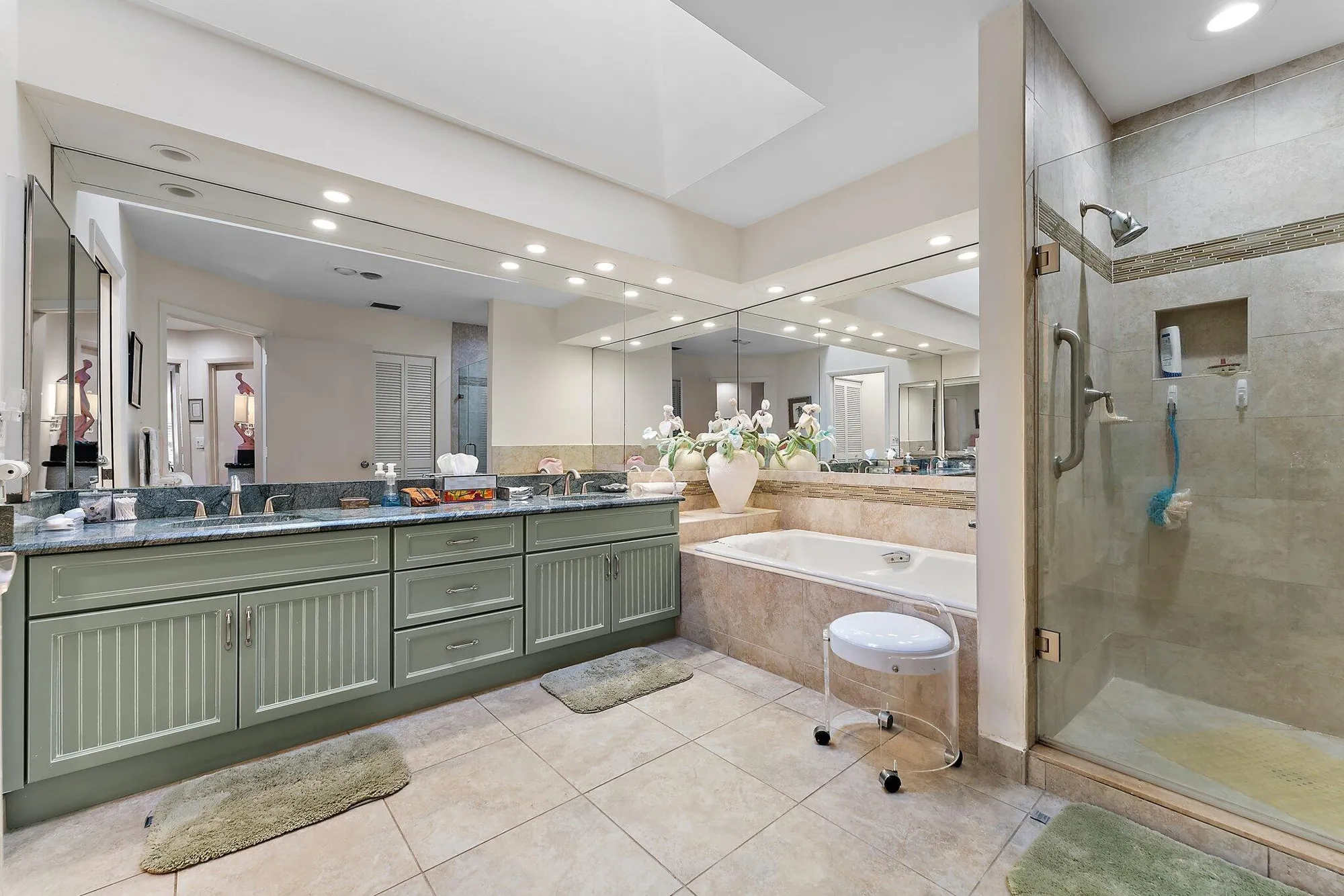 Property Slideshow image 38 of 68 | 63 northwoods ln, Boynton Beach, FL, 33436