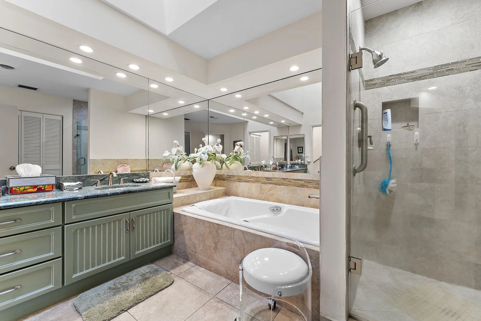 Property Slideshow image 39 of 68 | 63 northwoods ln, Boynton Beach, FL, 33436