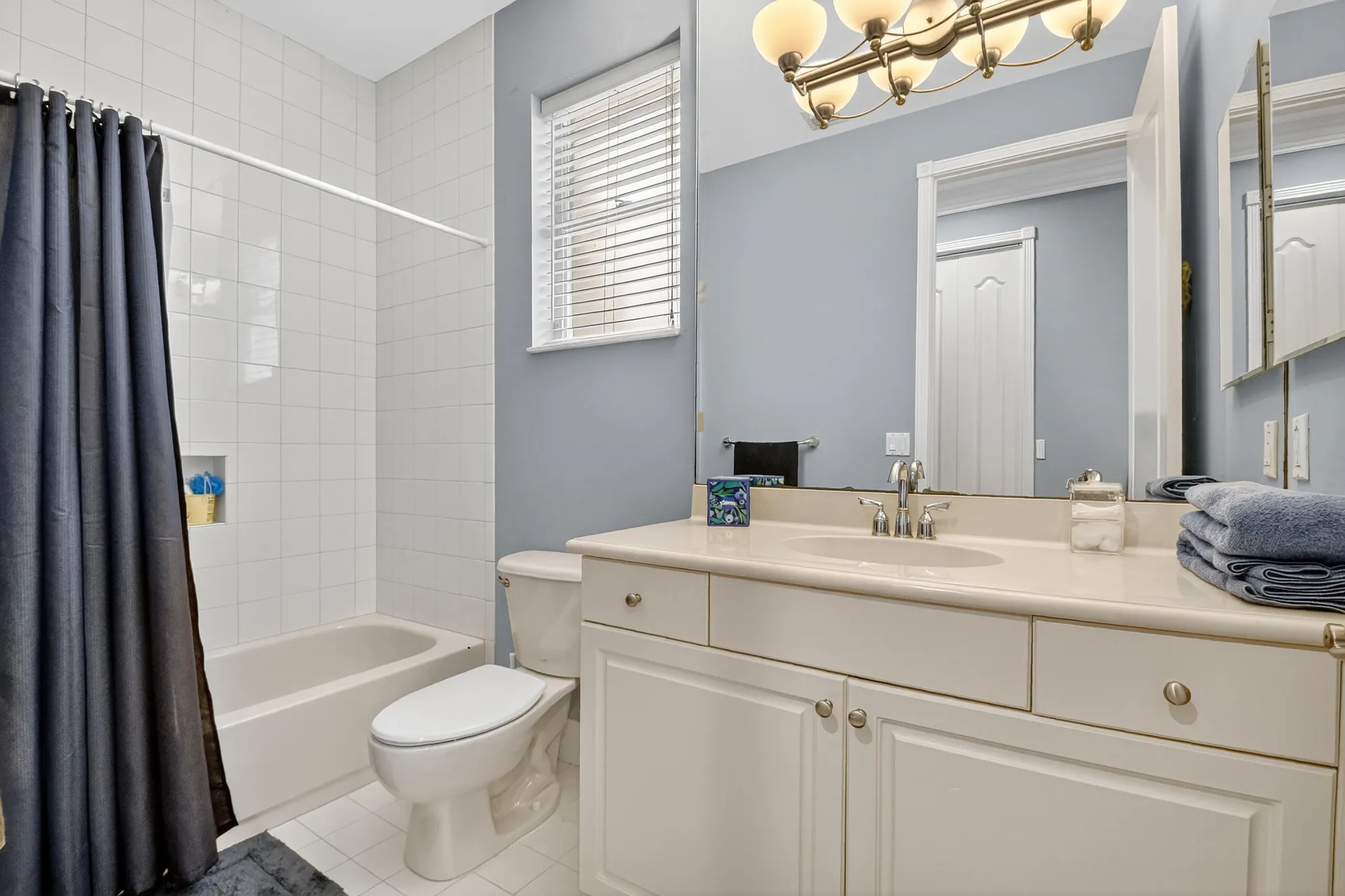 Property Slideshow image 24 of 100 | 10096 armani dr, Boynton Beach, FL, 33437