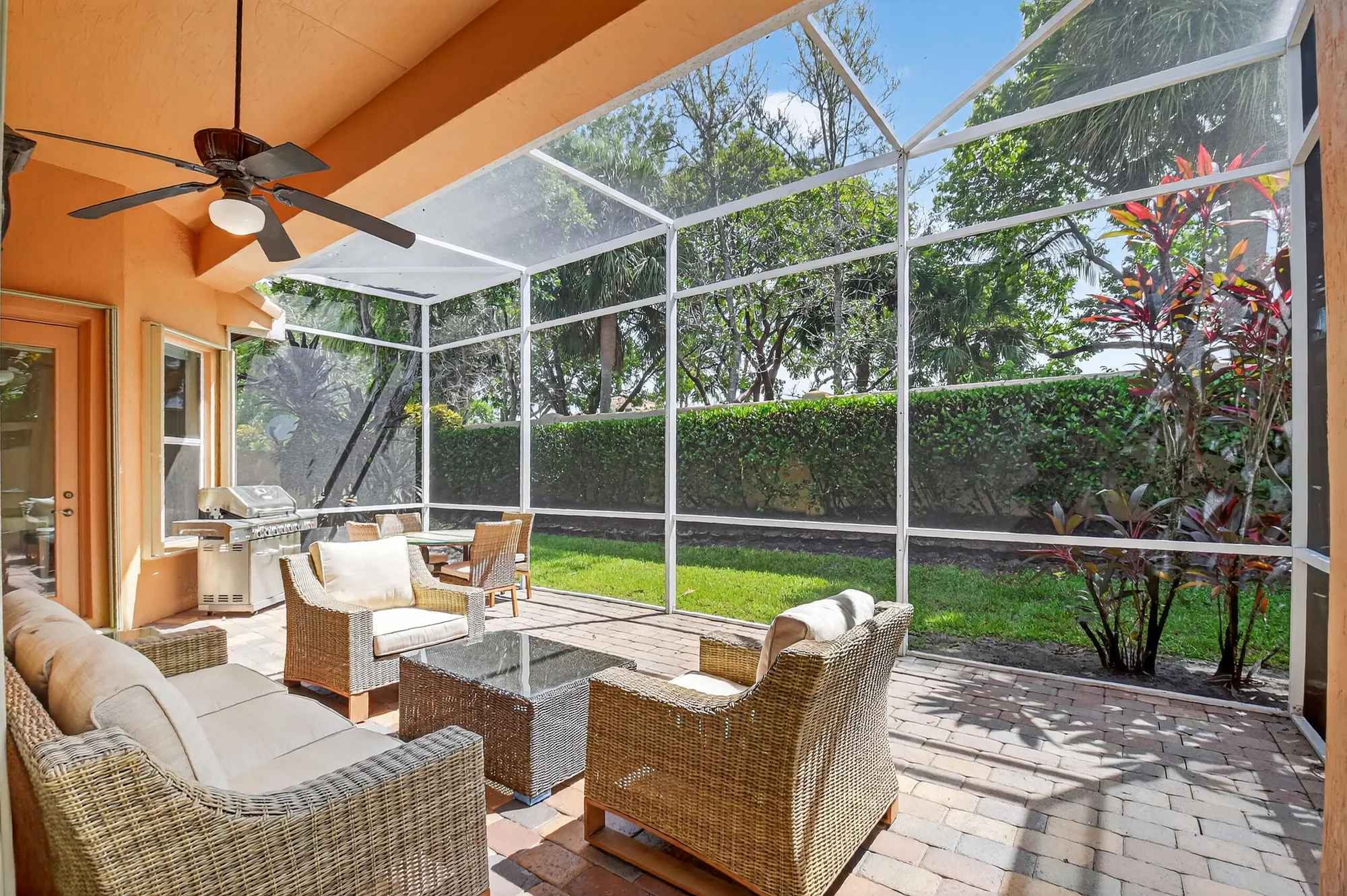 Property Slideshow image 50 of 100 | 10096 armani dr, Boynton Beach, FL, 33437