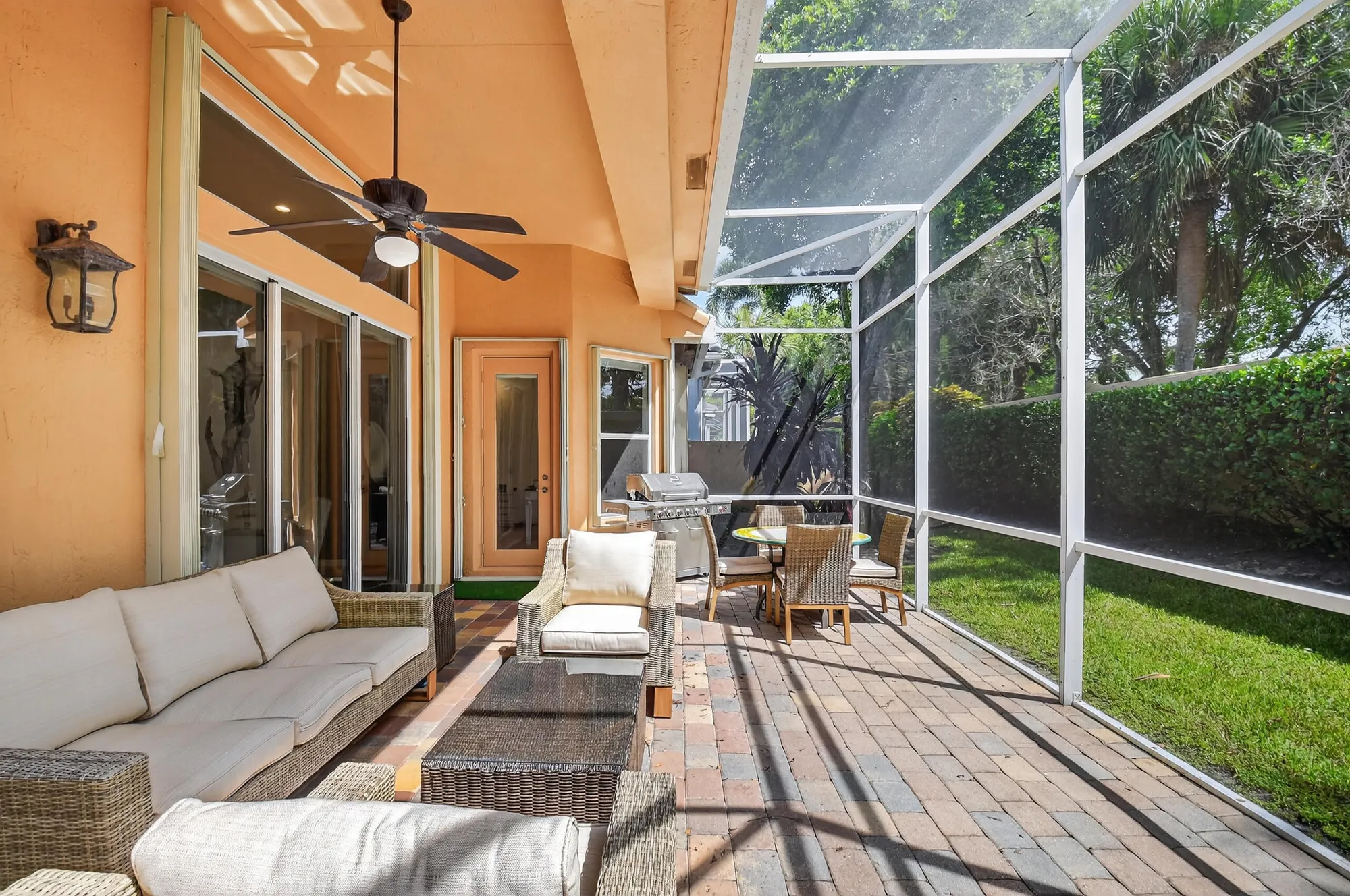 Property Slideshow image 51 of 100 | 10096 armani dr, Boynton Beach, FL, 33437