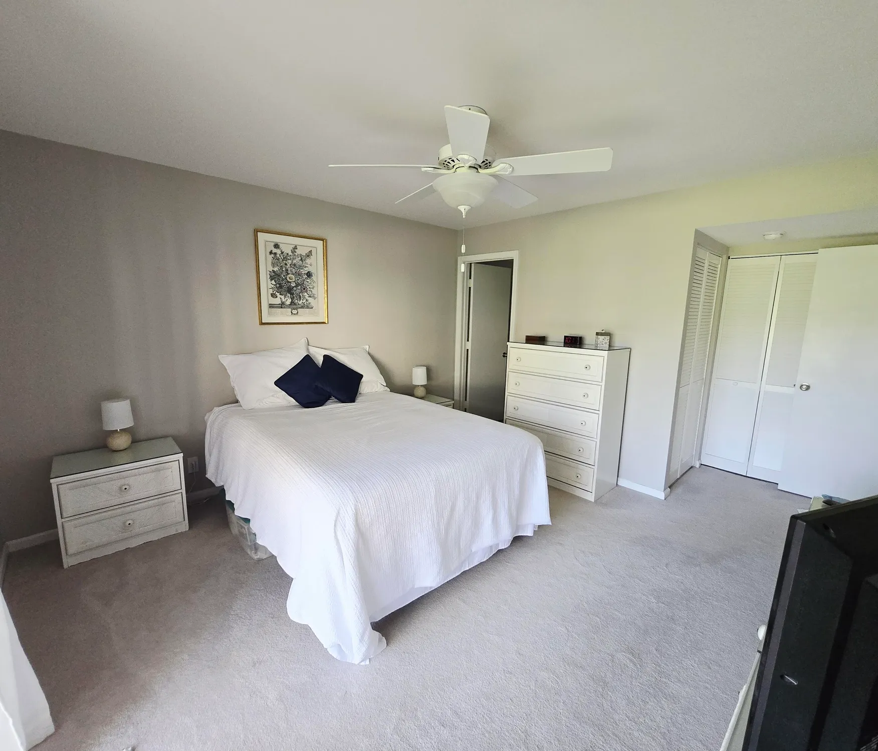 Property Slideshow image 9 of 26 | 841 sw south river dr apt 102, Stuart, FL, 34997