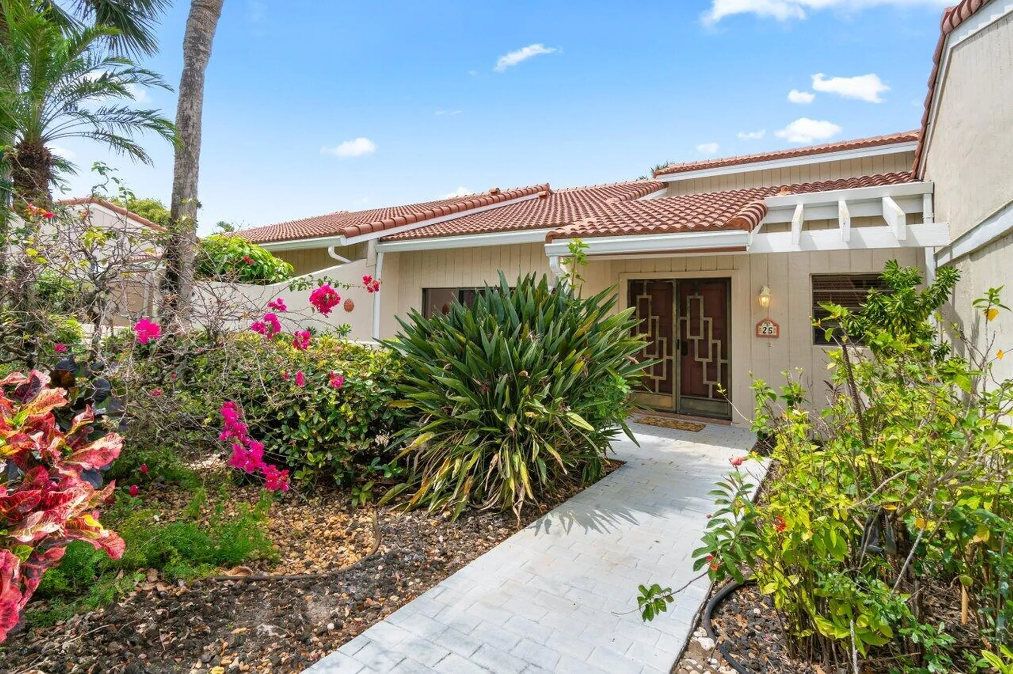 Property Slideshow image 1 of 56 | 25 glens dr w, Boynton Beach, FL, 33436