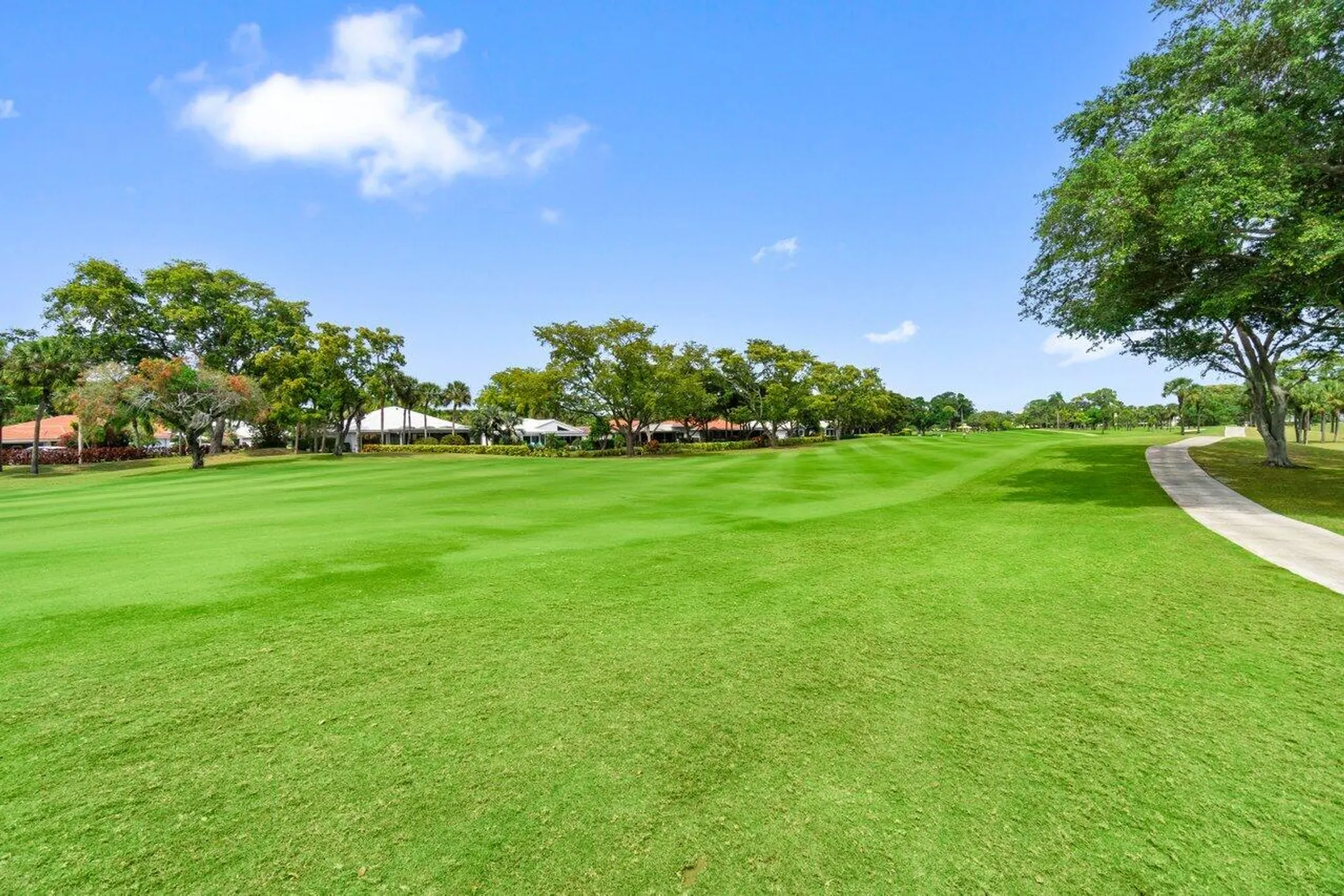 Property Slideshow image 35 of 56 | 25 glens dr w, Boynton Beach, FL, 33436