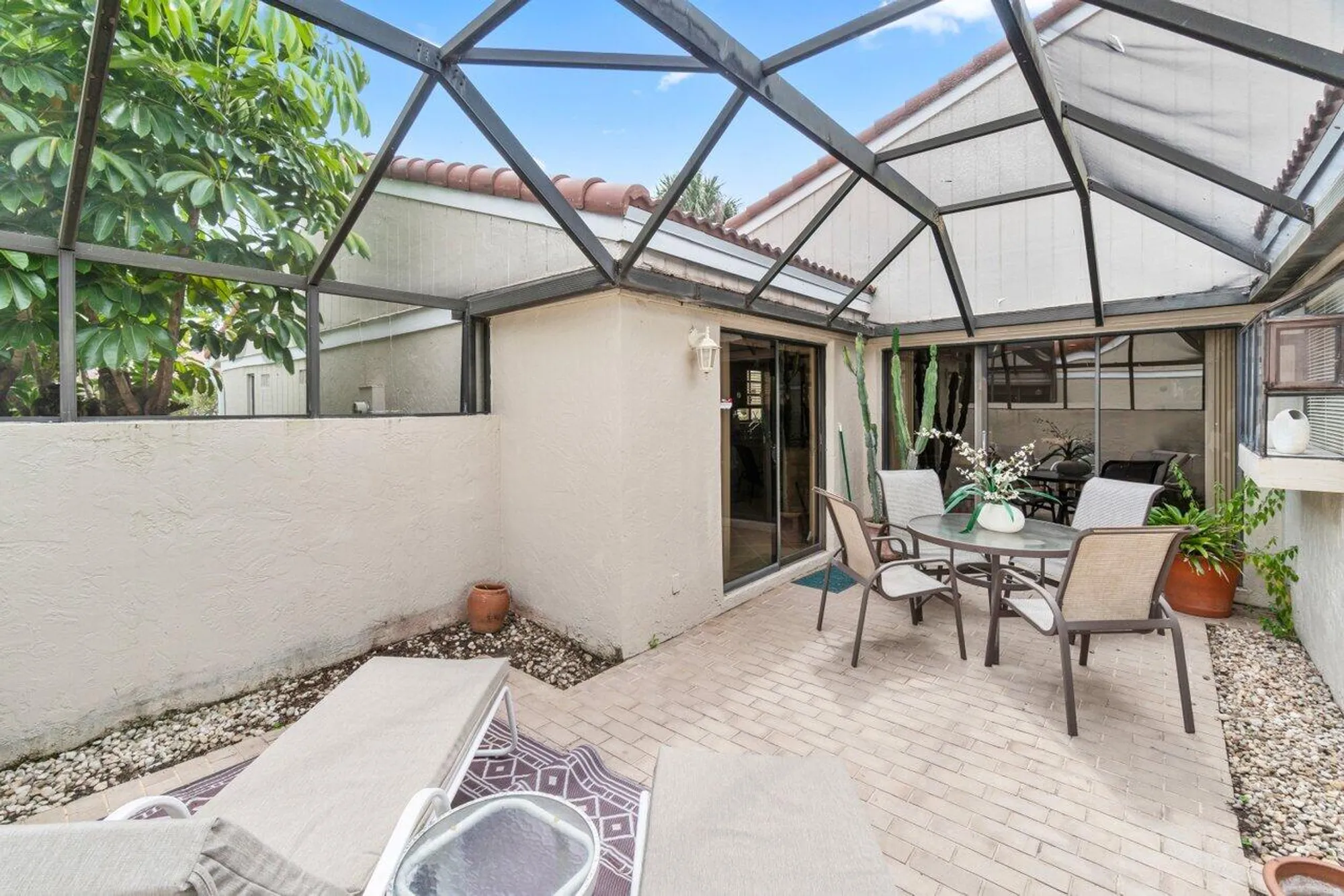 Property Slideshow image 32 of 56 | 25 glens dr w, Boynton Beach, FL, 33436