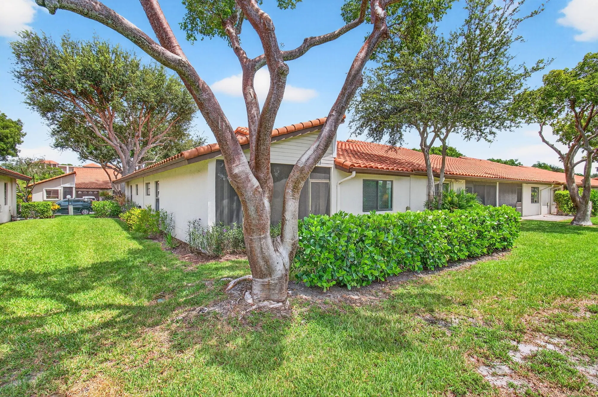 Property Slideshow image 23 of 111 | 6248 kings gate cir, Delray Beach, FL, 33484