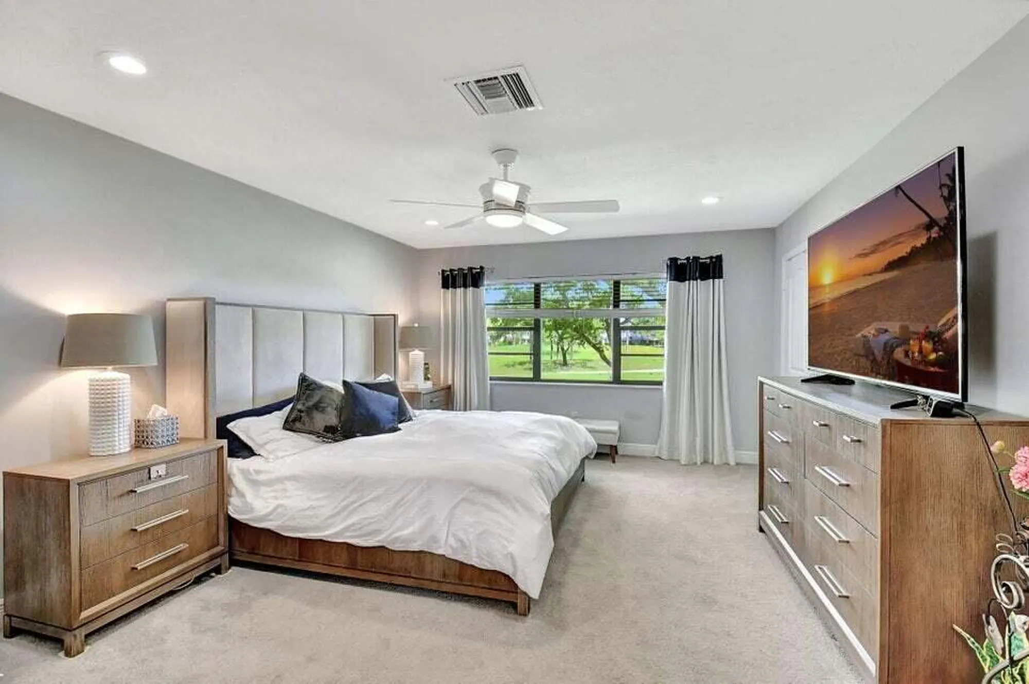 Property Slideshow image 17 of 58 | 15 westgate ln d, Boynton Beach, FL, 33436