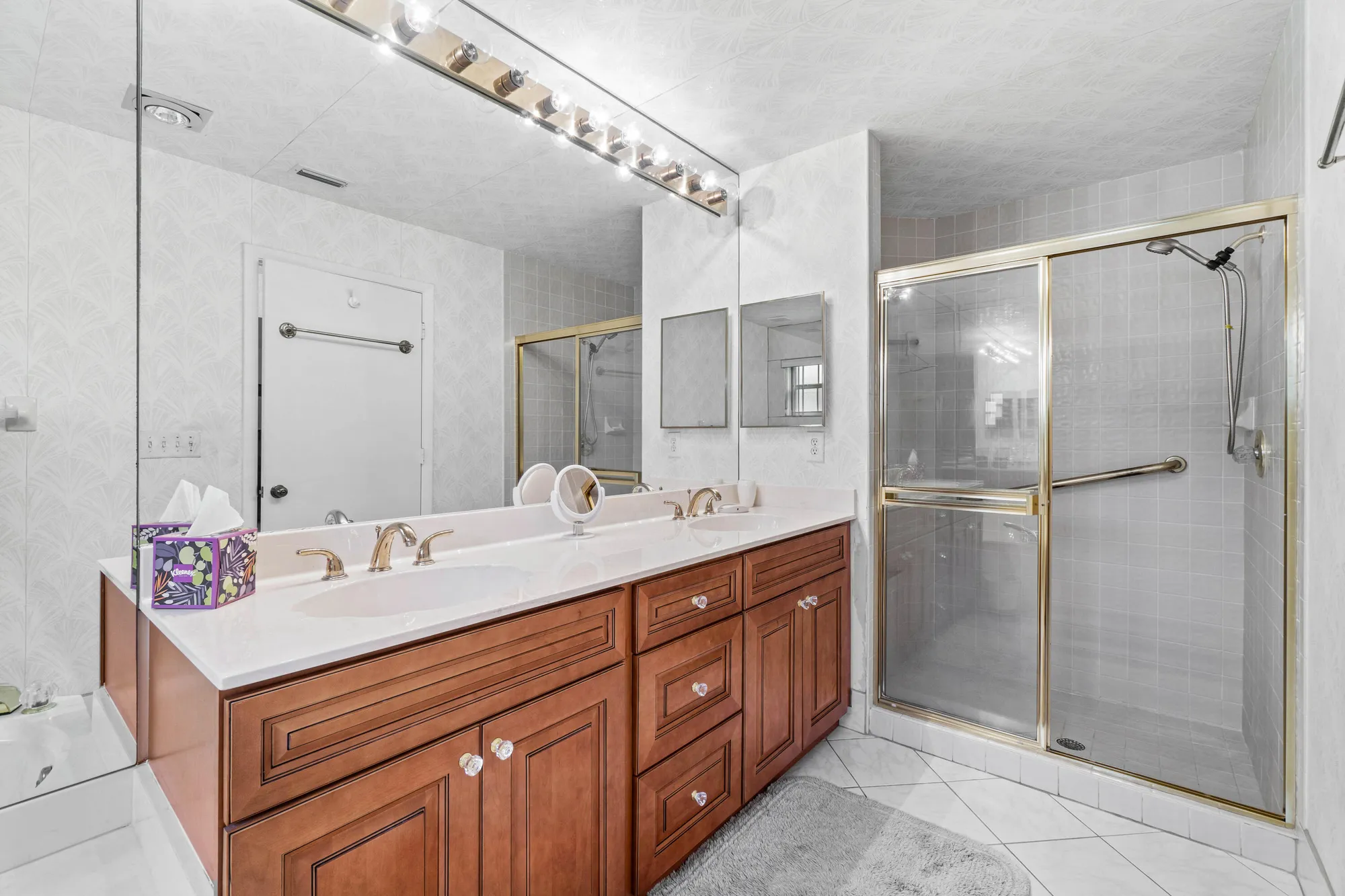 Property Slideshow image 18 of 27 | 7550 diamond pointe cir, Delray Beach, FL, 33446
