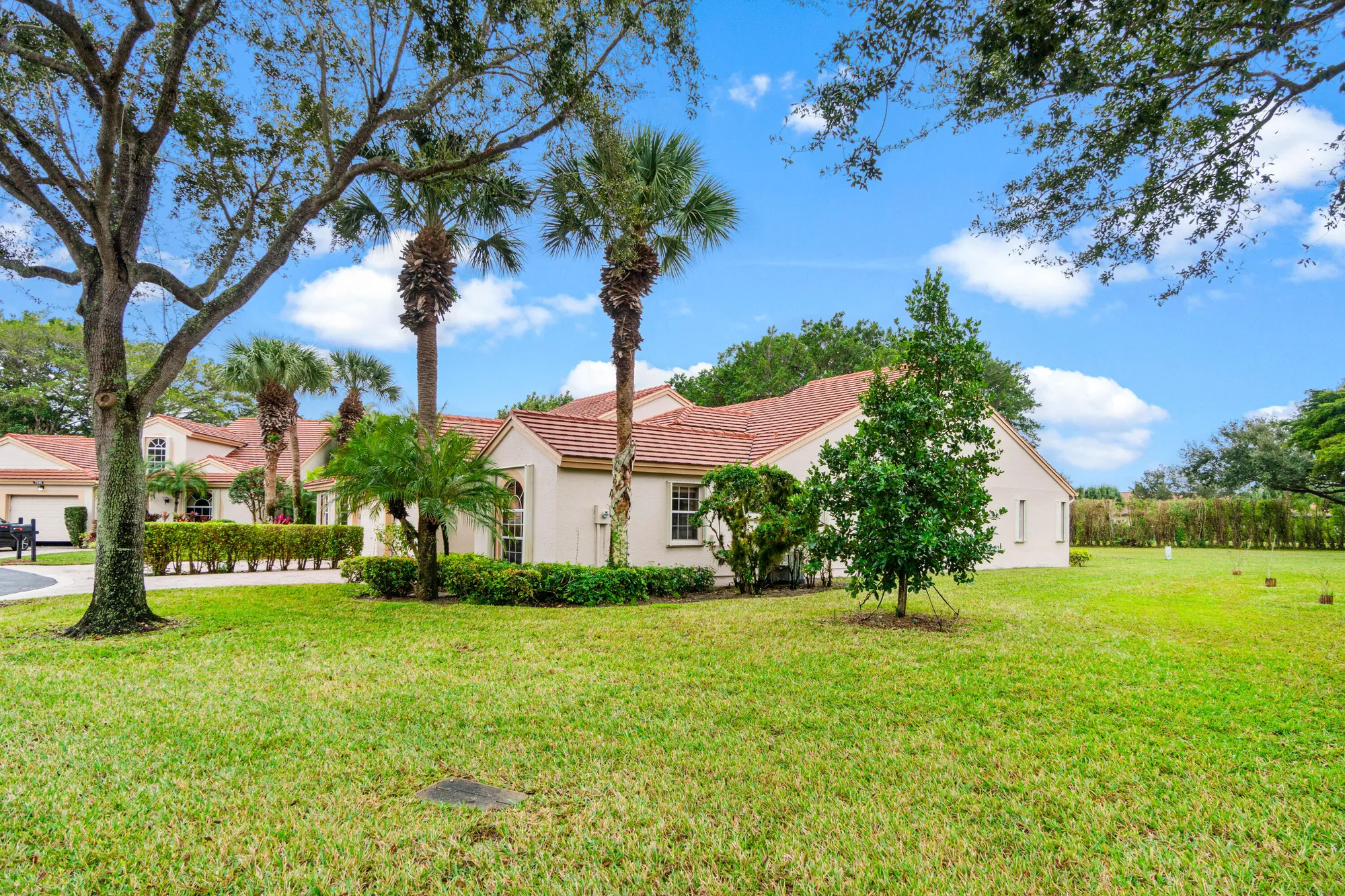 Property Slideshow image 25 of 27 | 7550 diamond pointe cir, Delray Beach, FL, 33446