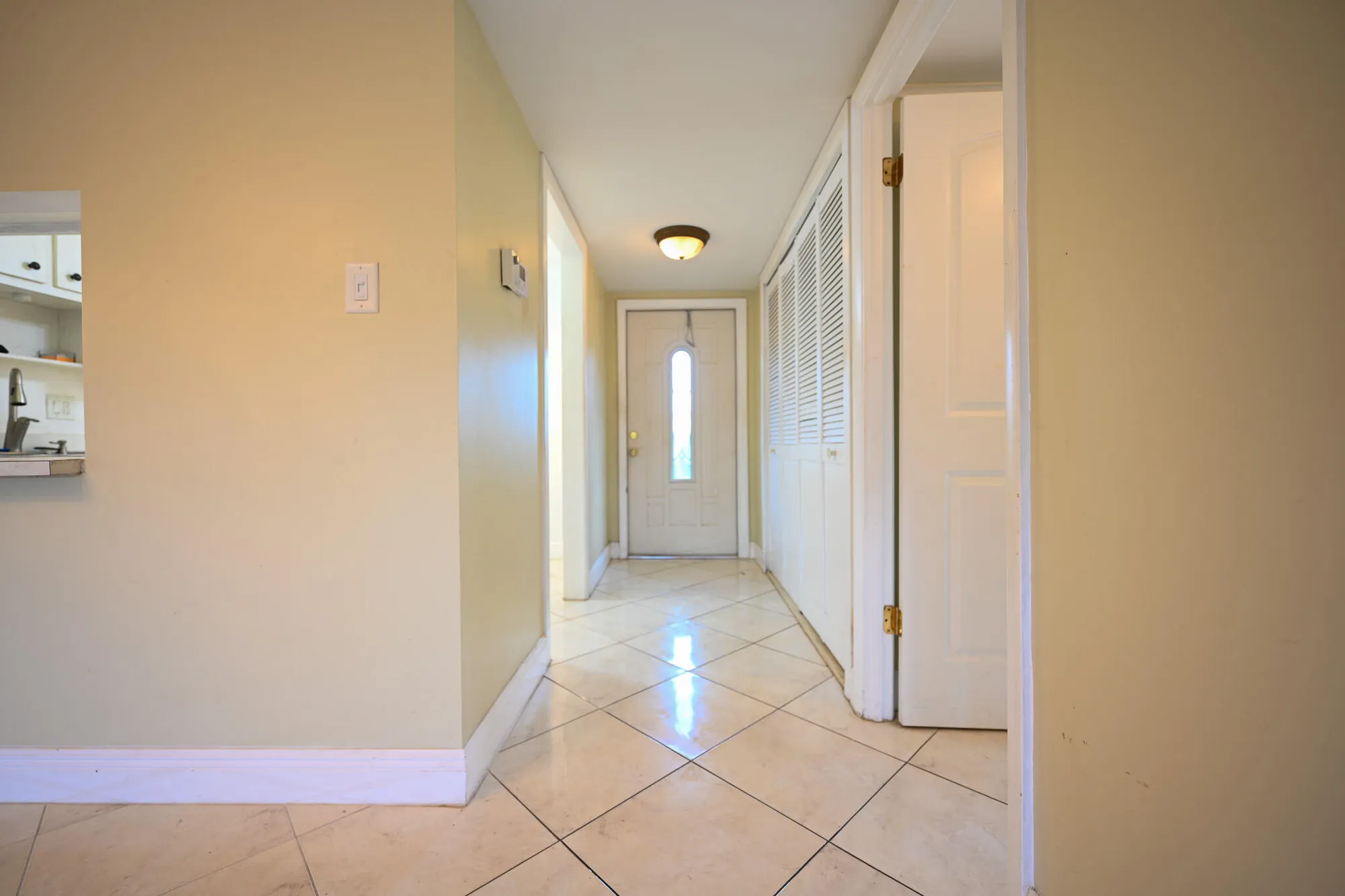 Property Slideshow image 4 of 15 | 7655 w atlantic blvd 101, Margate, FL, 33063