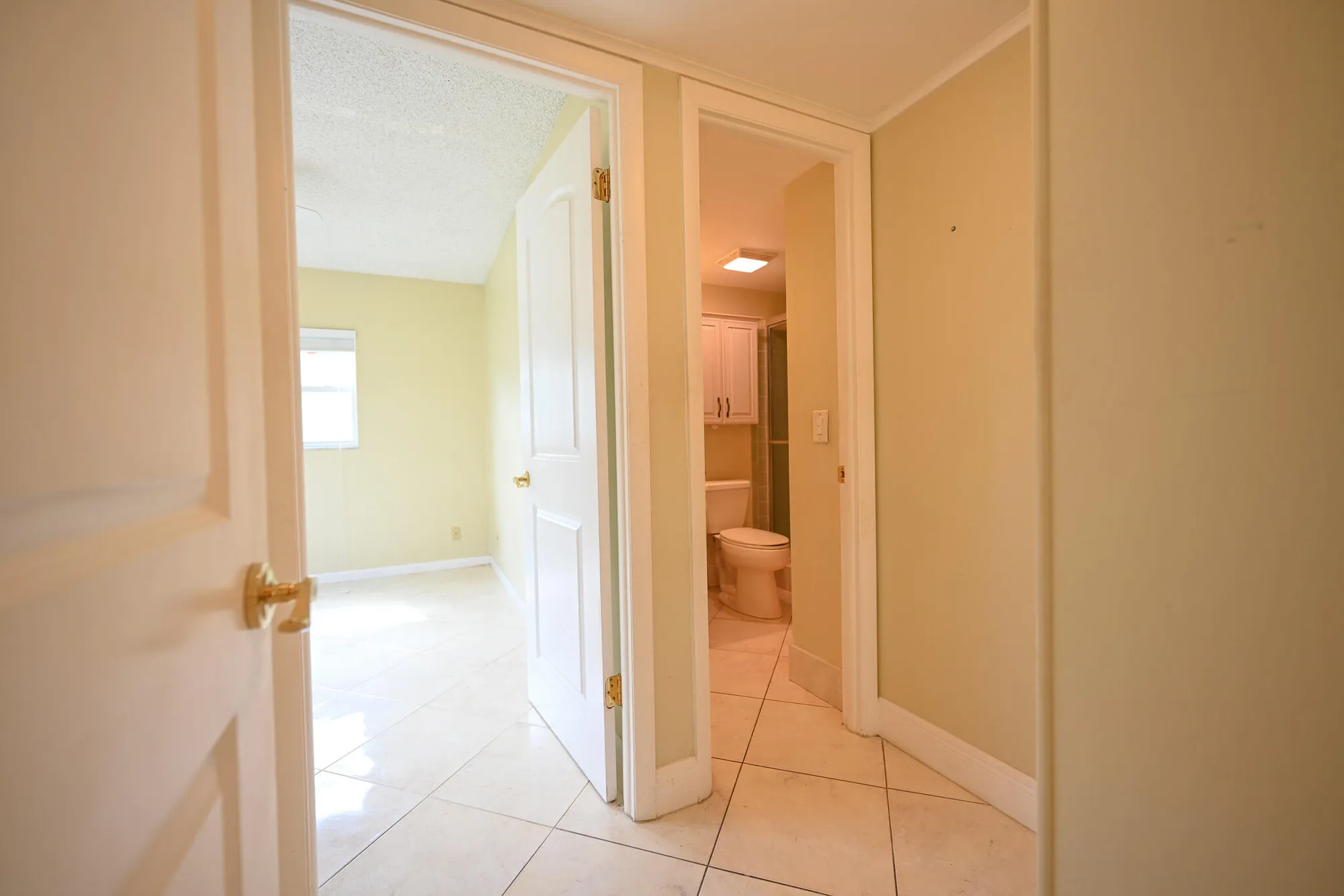 Property Slideshow image 11 of 15 | 7655 w atlantic blvd 101, Margate, FL, 33063