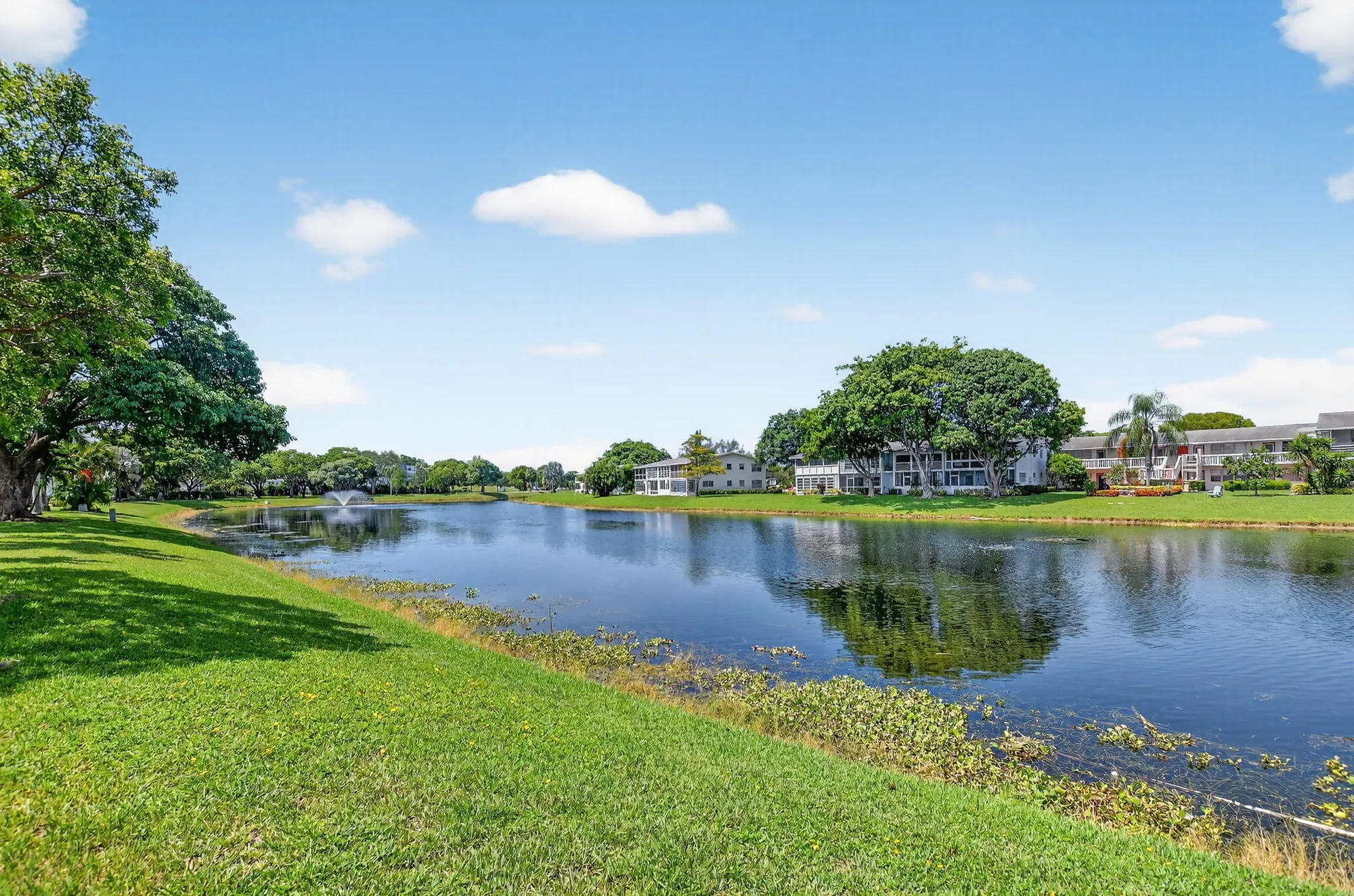 Property Slideshow image 11 of 19 | 536 durham s # 536, Deerfield Beach, FL, 33442