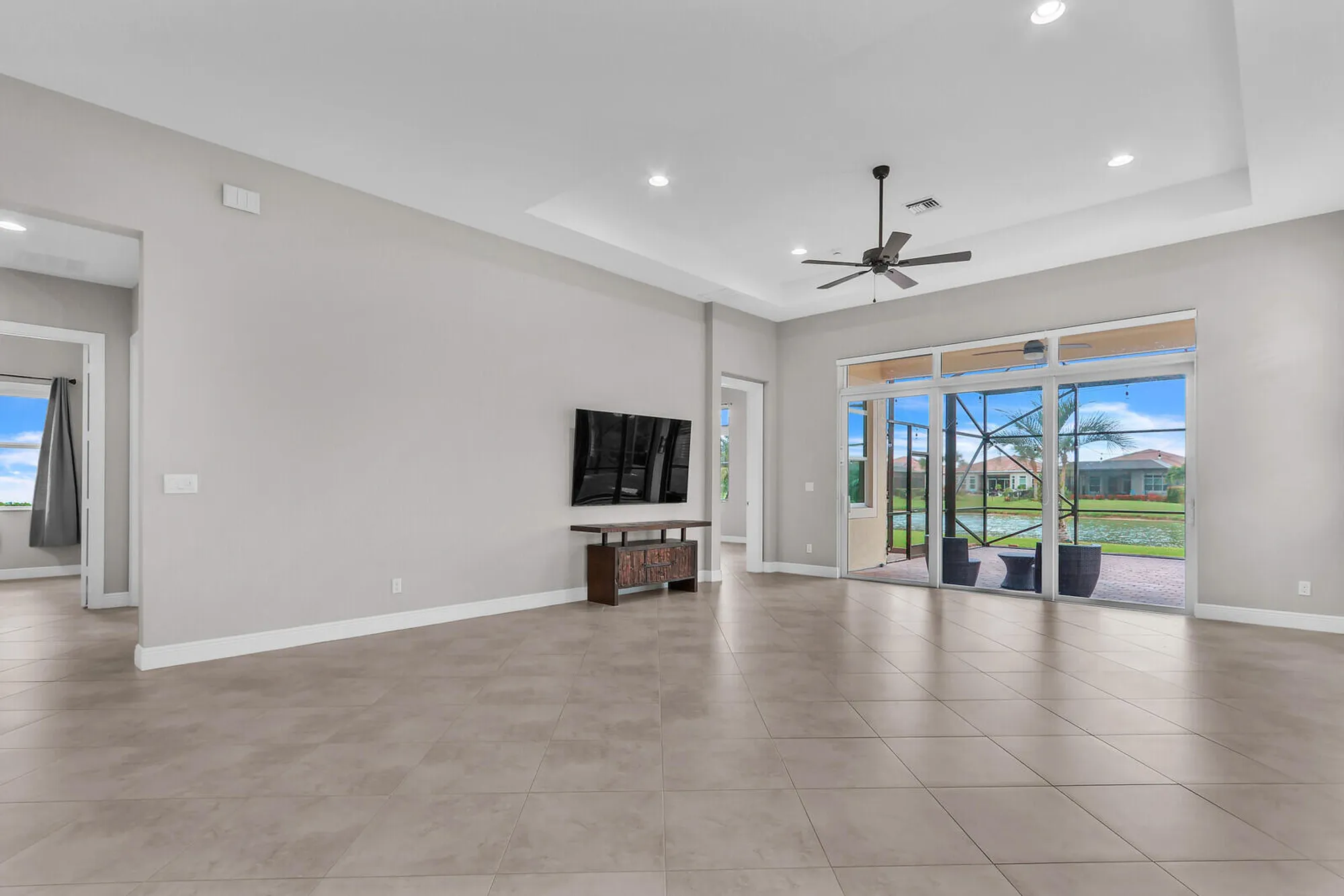 Property Slideshow image 19 of 76 | 10464 sw visconti way, Port Saint Lucie, FL, 34986