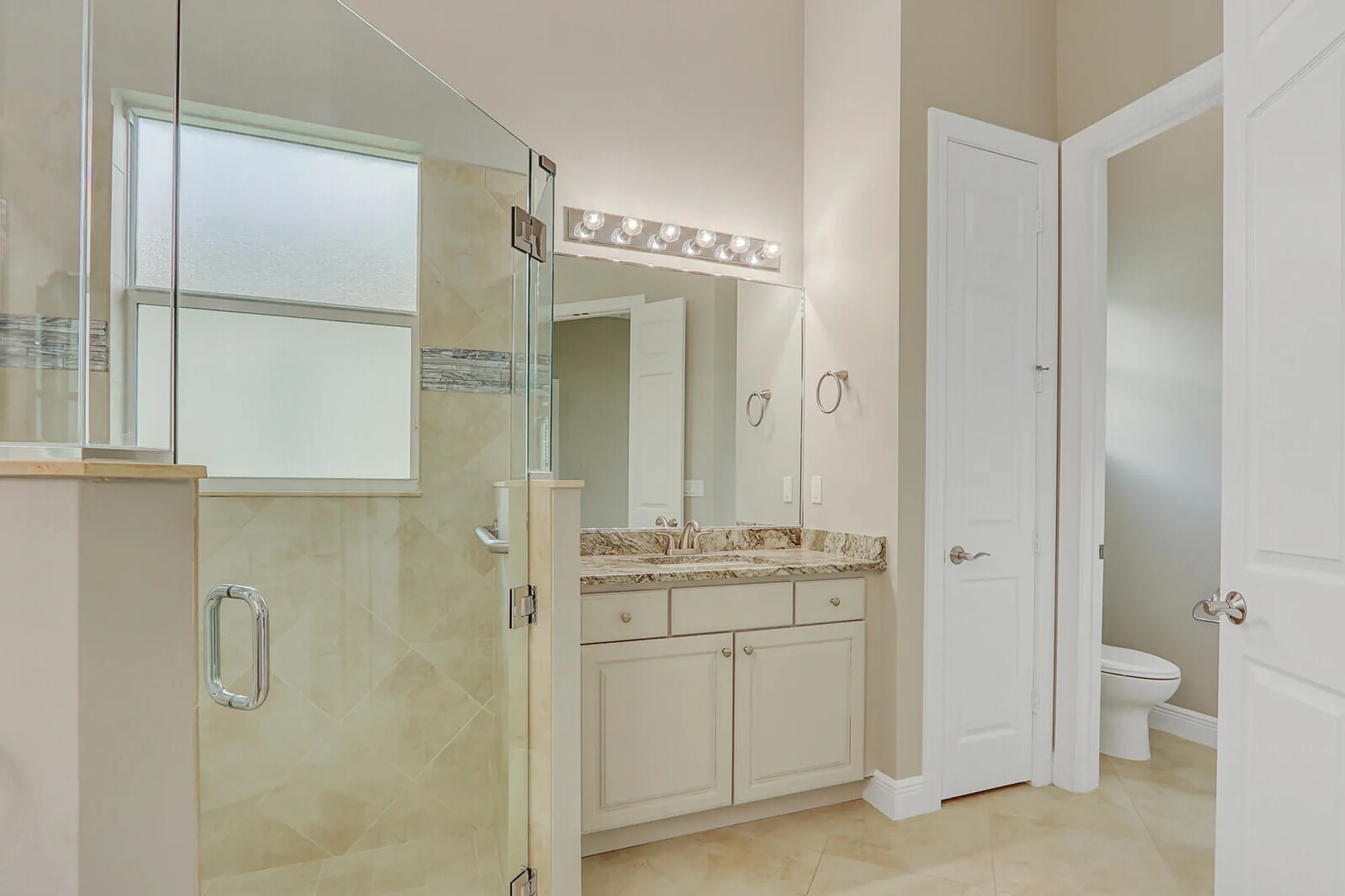 Property Slideshow image 30 of 76 | 10464 sw visconti way, Port Saint Lucie, FL, 34986